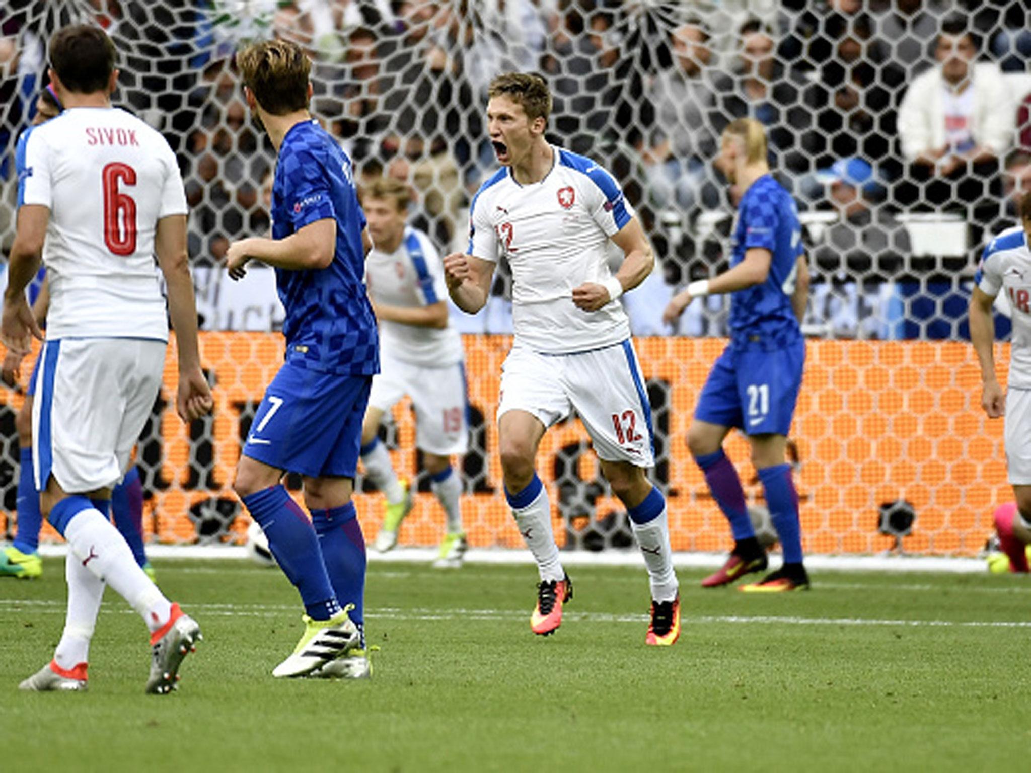 Milan Skoda started the Czech Republic comeback with a fine header (Getty)