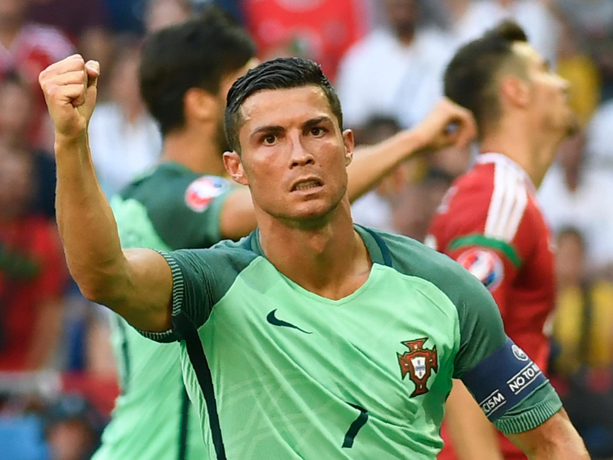 Ronaldo scored twice in Portugal's 3-3 draw with Hungary