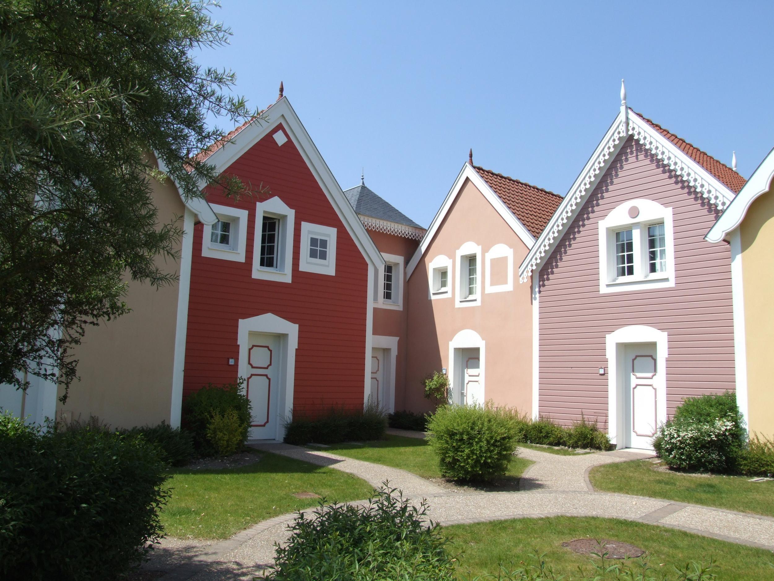 Summer cottages in the Somme