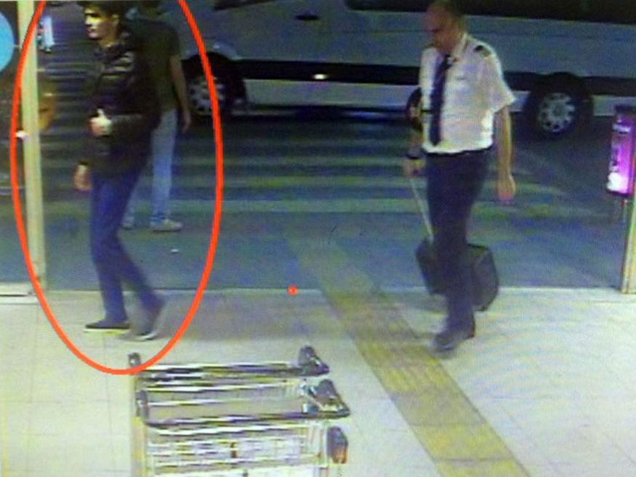 One of the suicide bomber at Istanbul Ataturk International Airport on the security cam.