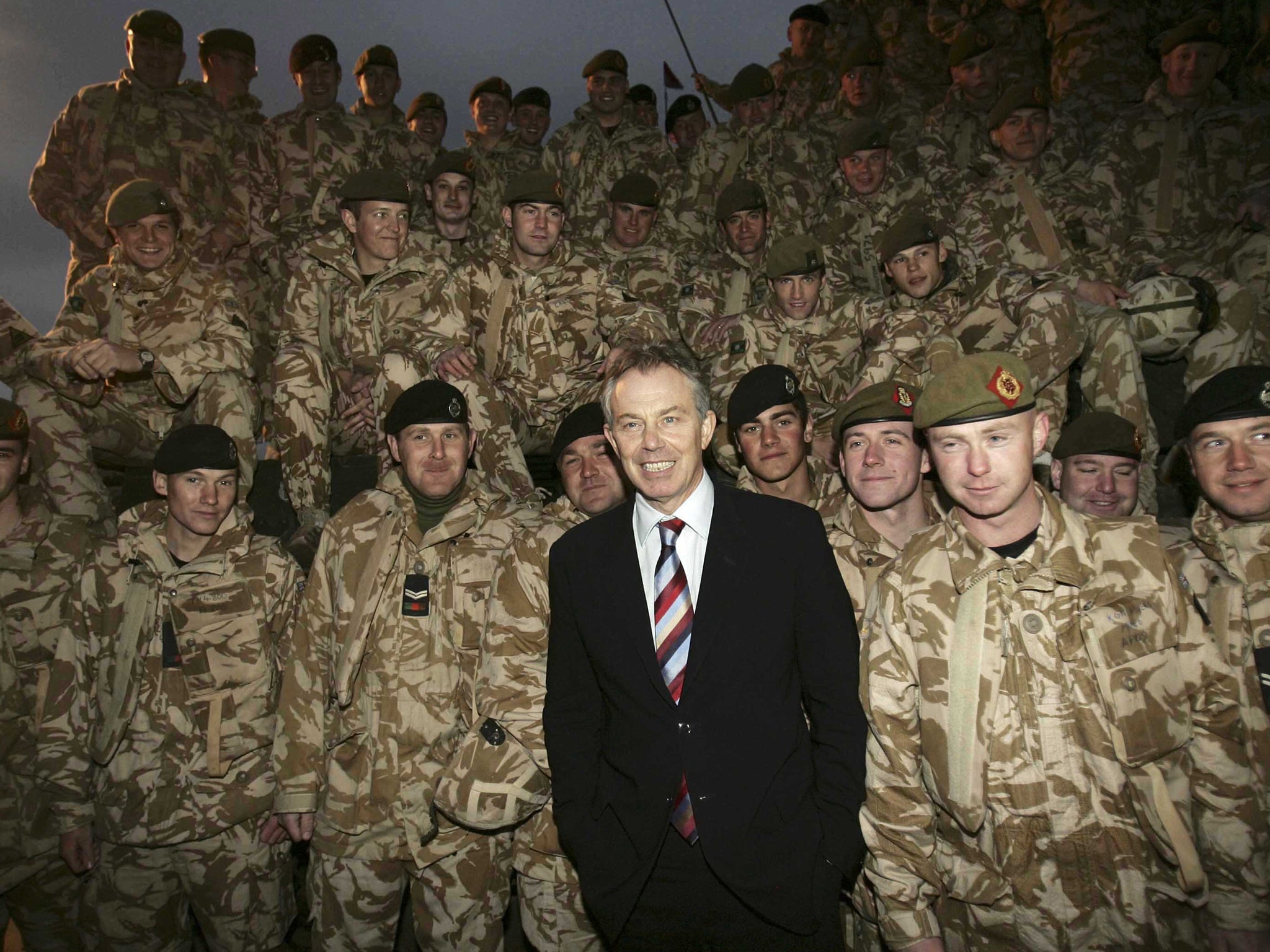 Tony Blair meets with British soldiers on duty in Basra on December 17, 2006 in Iraq