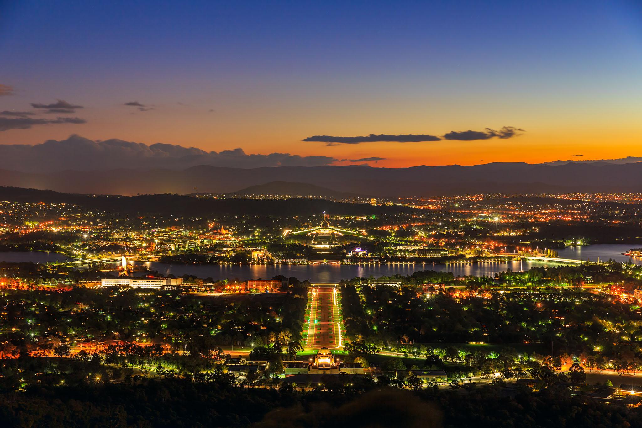 Canberra will be a one-stop flight from the UK when Singapore Airlines' new service starts