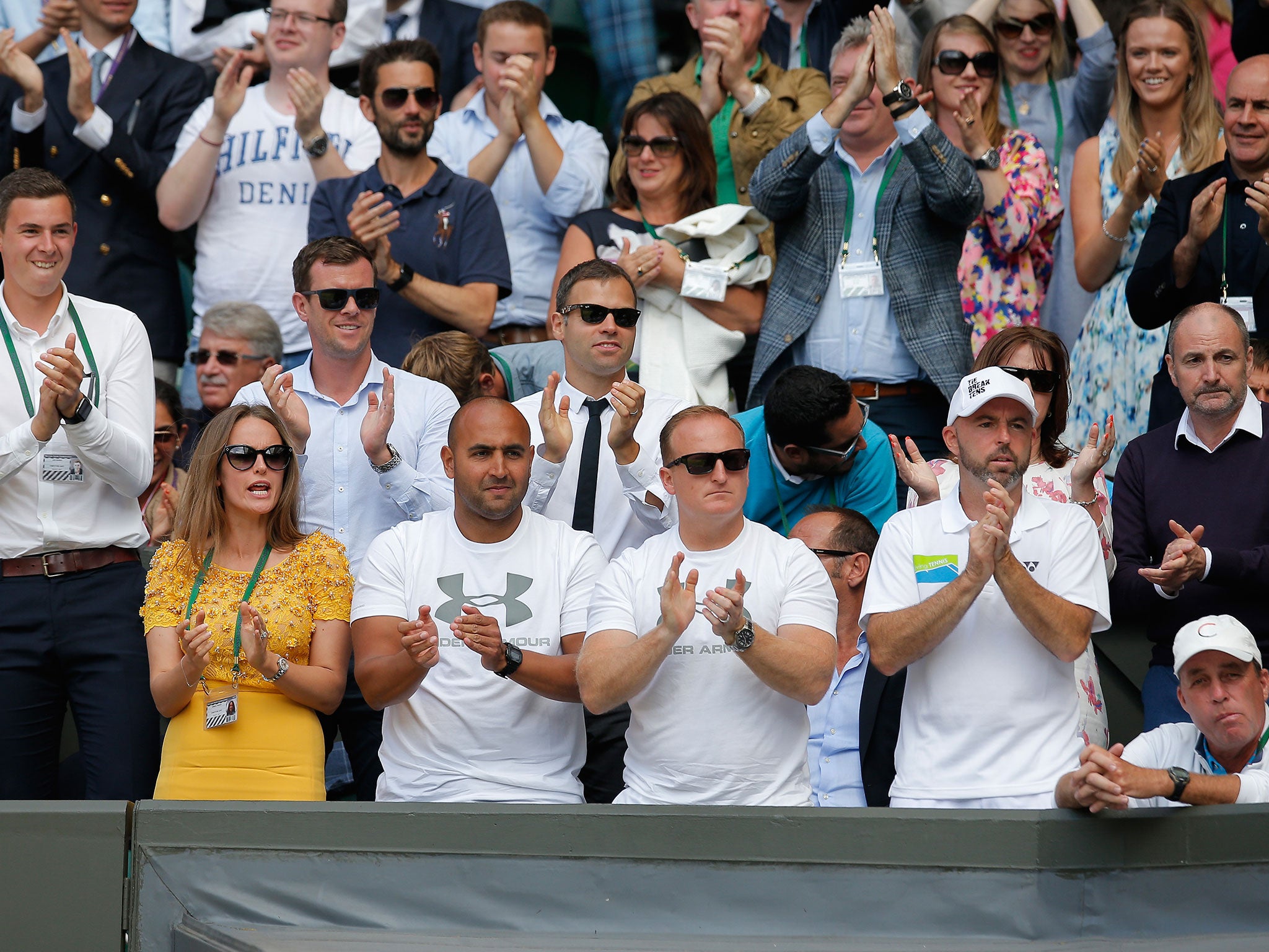 Kim Murray, Shane Annun, Matt Little and Jamie Delgado cheer on Andy Murray in the Wimbledon final