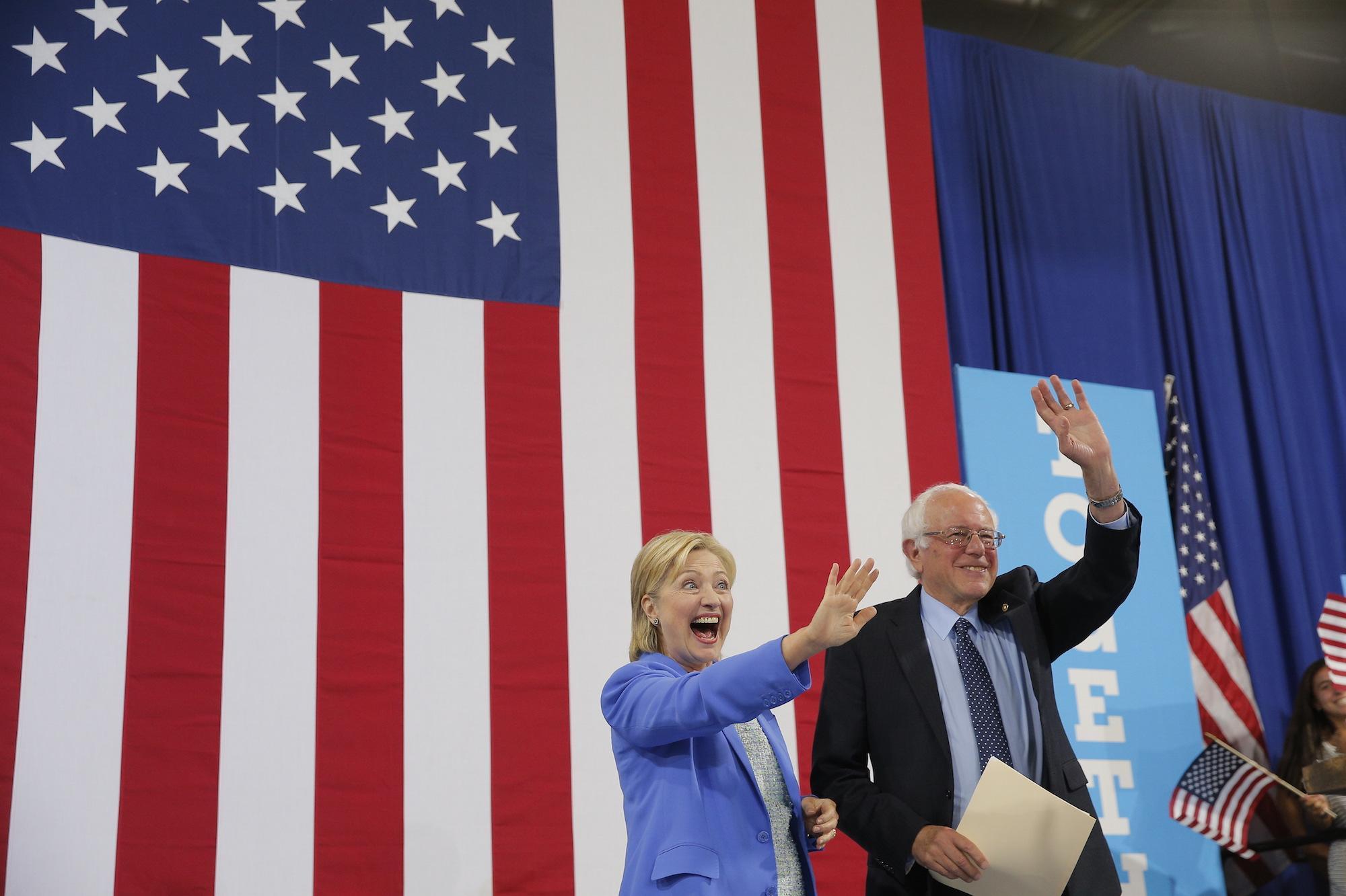 Sanders campaigning alongside Clinton