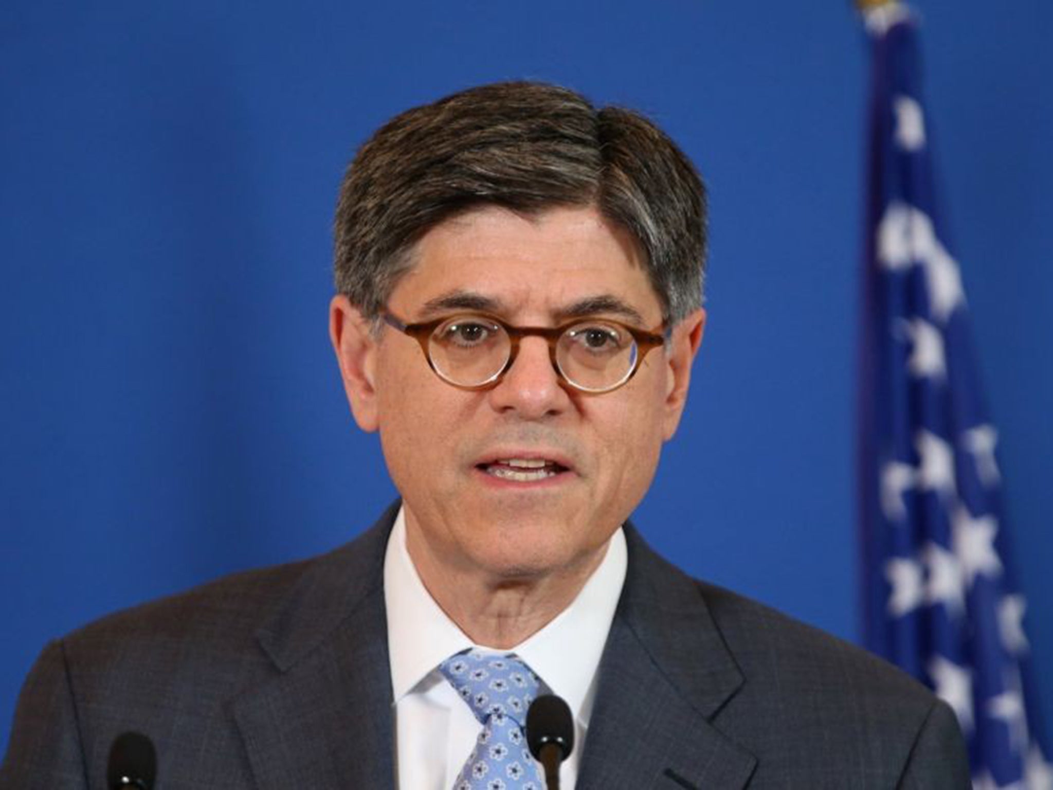 US Treasury Secretary Jack Lew has threatened retaliation if EU orders Apple to pay back tax