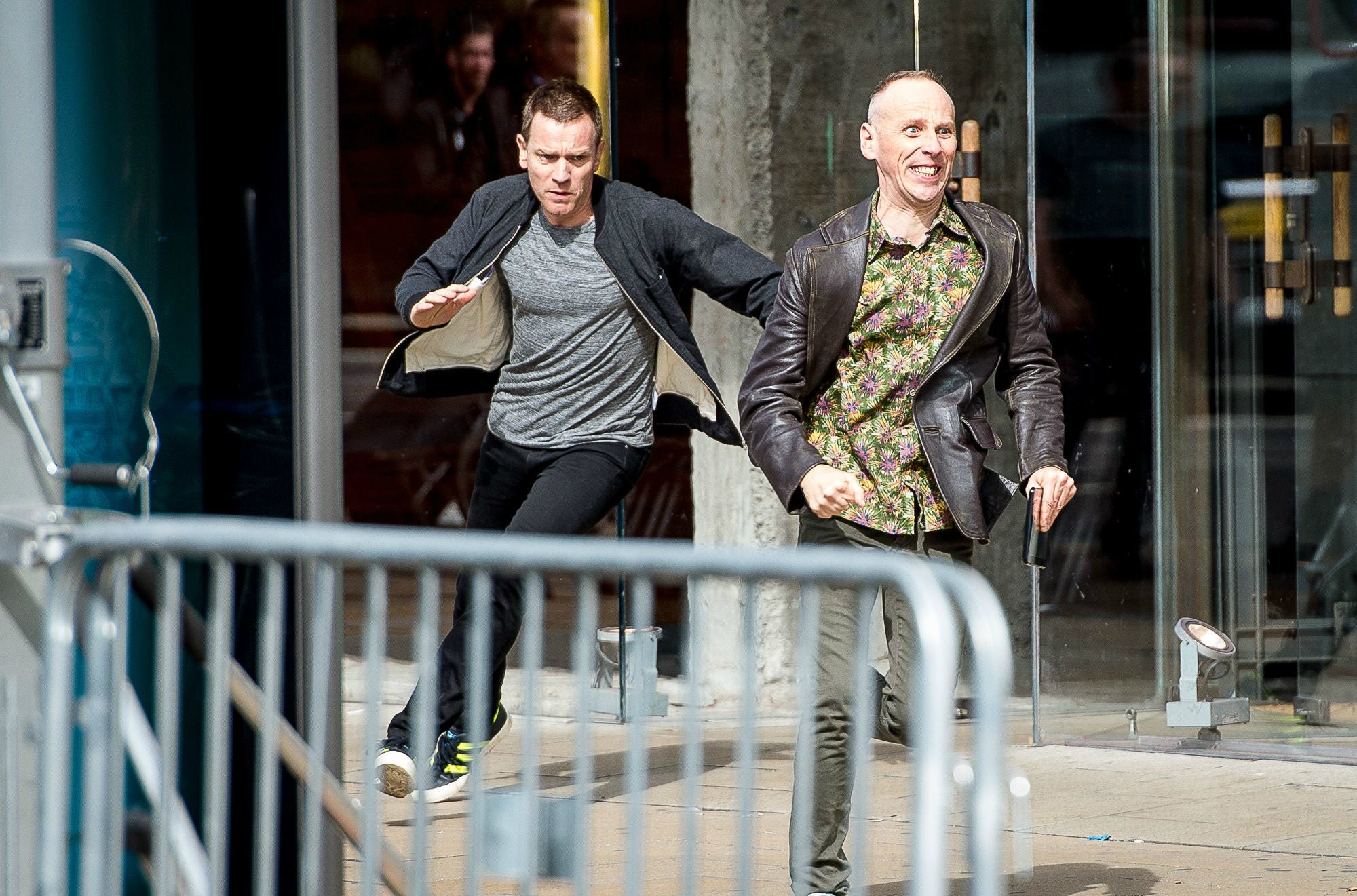 Ewan McGregor and Ewen Bremner filming Danny Boyle’s 2017 sequel ‘T2 Trainspotting’ in Edinburgh (Rex)