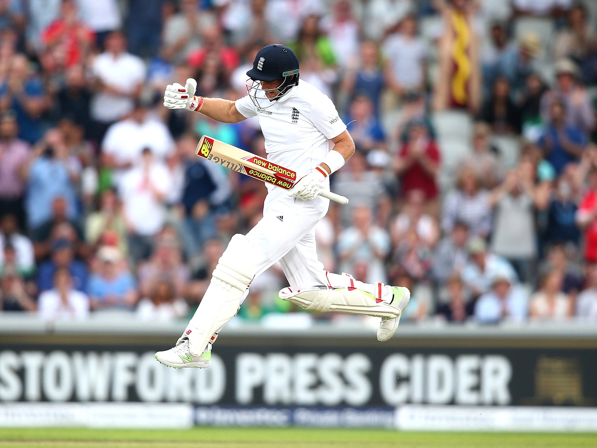 Joe Root celebrates reaching his tenth career Test century