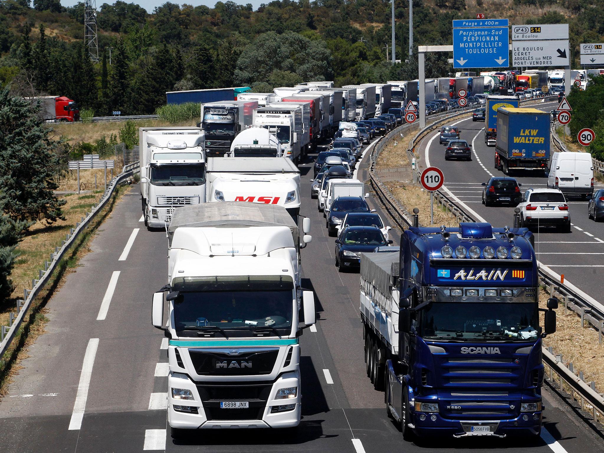 This weekend is the ‘crossover’ for French families – some of them at the end of their July holidays, others at the start of their August vacances