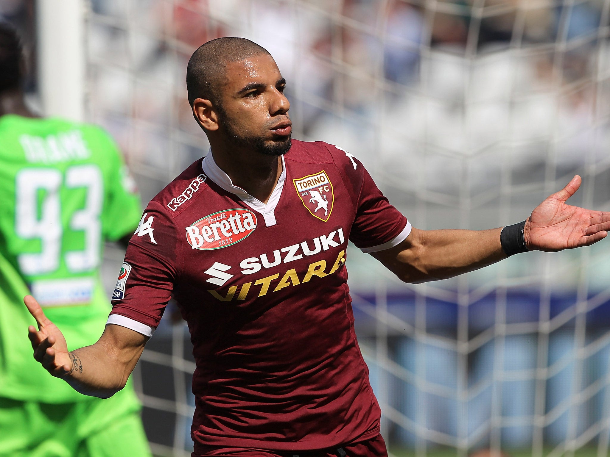 Torino are expecting an offer from Arsenal for defender Bruno Peres