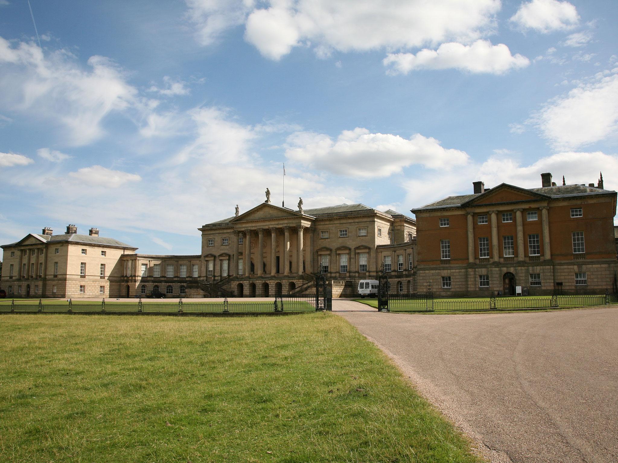 &#13;
The Viscountess of Kedleston Hall says there is a badger problem (Hans A Rosbach/Wikipedia)&#13;