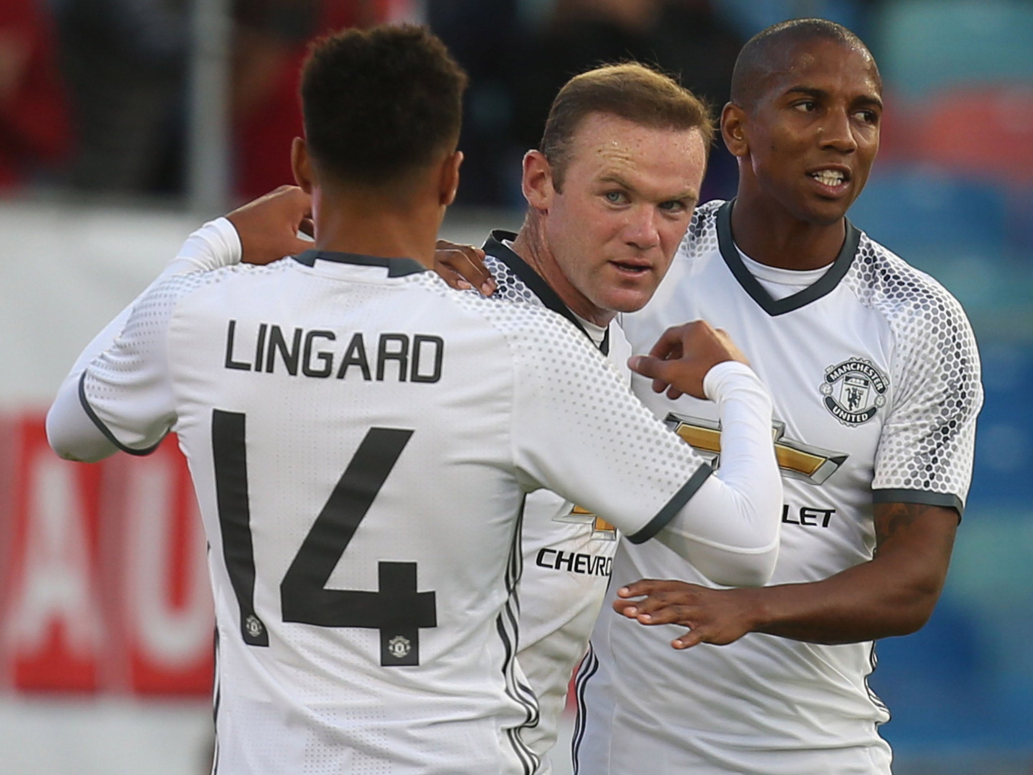 Wayne Rooney scored twice in Manchester United's 5-2 victory over Galatasaray