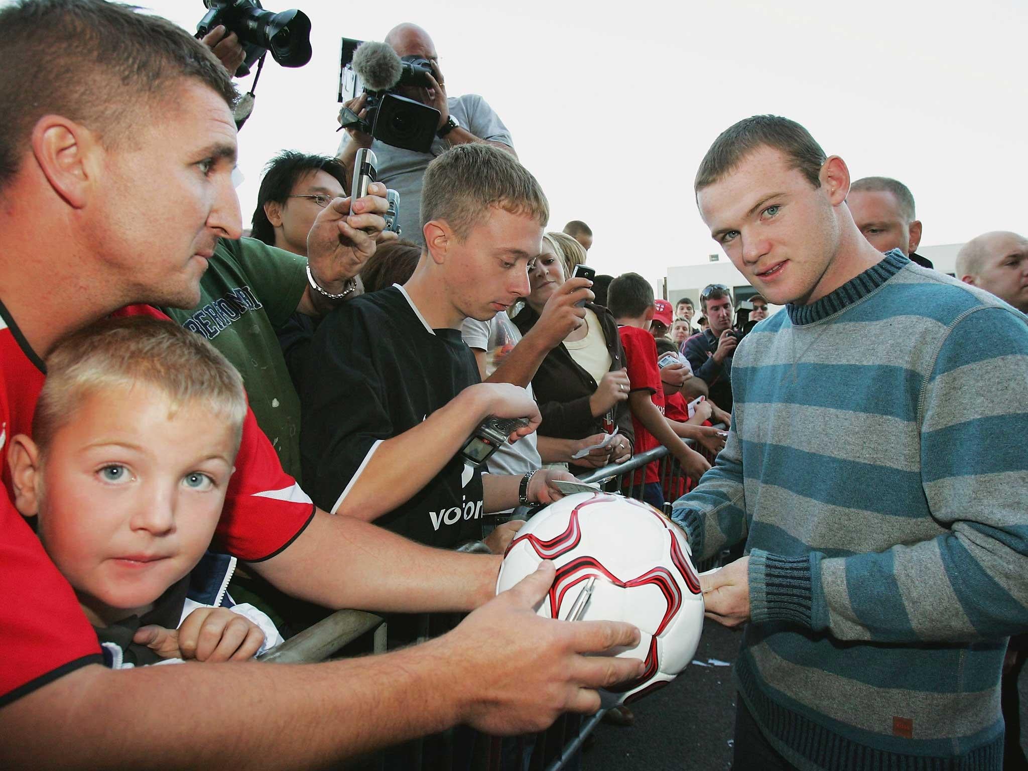 A  £25.6m fee was soon agreed with Manchester United - despite interest from Newcastle - as Rooney switched Goodison Park for Old Trafford in 2004.