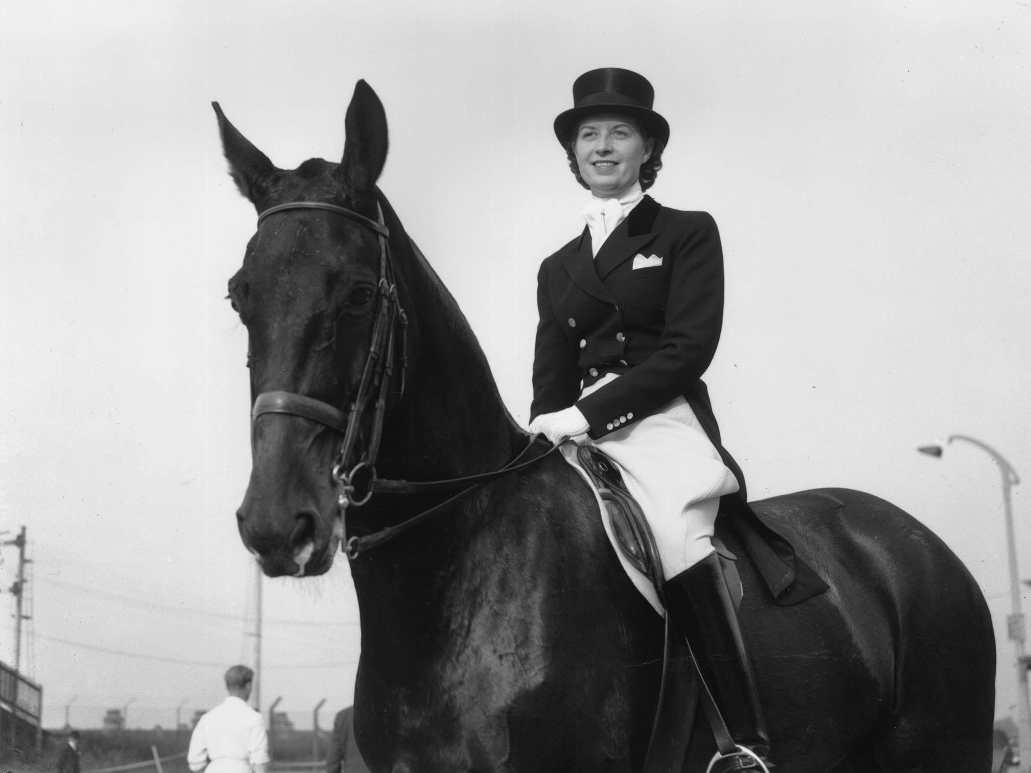 Lis Hartel at Harringey Arena during the run-up to the Horse of the Year Show in 1953