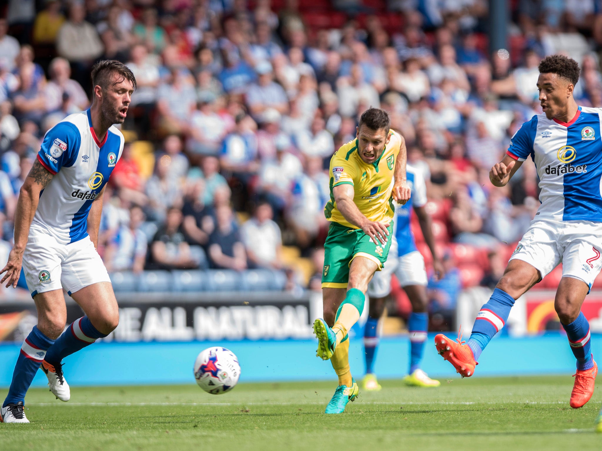 Norwich City ran out comfortable winners on their Championship return