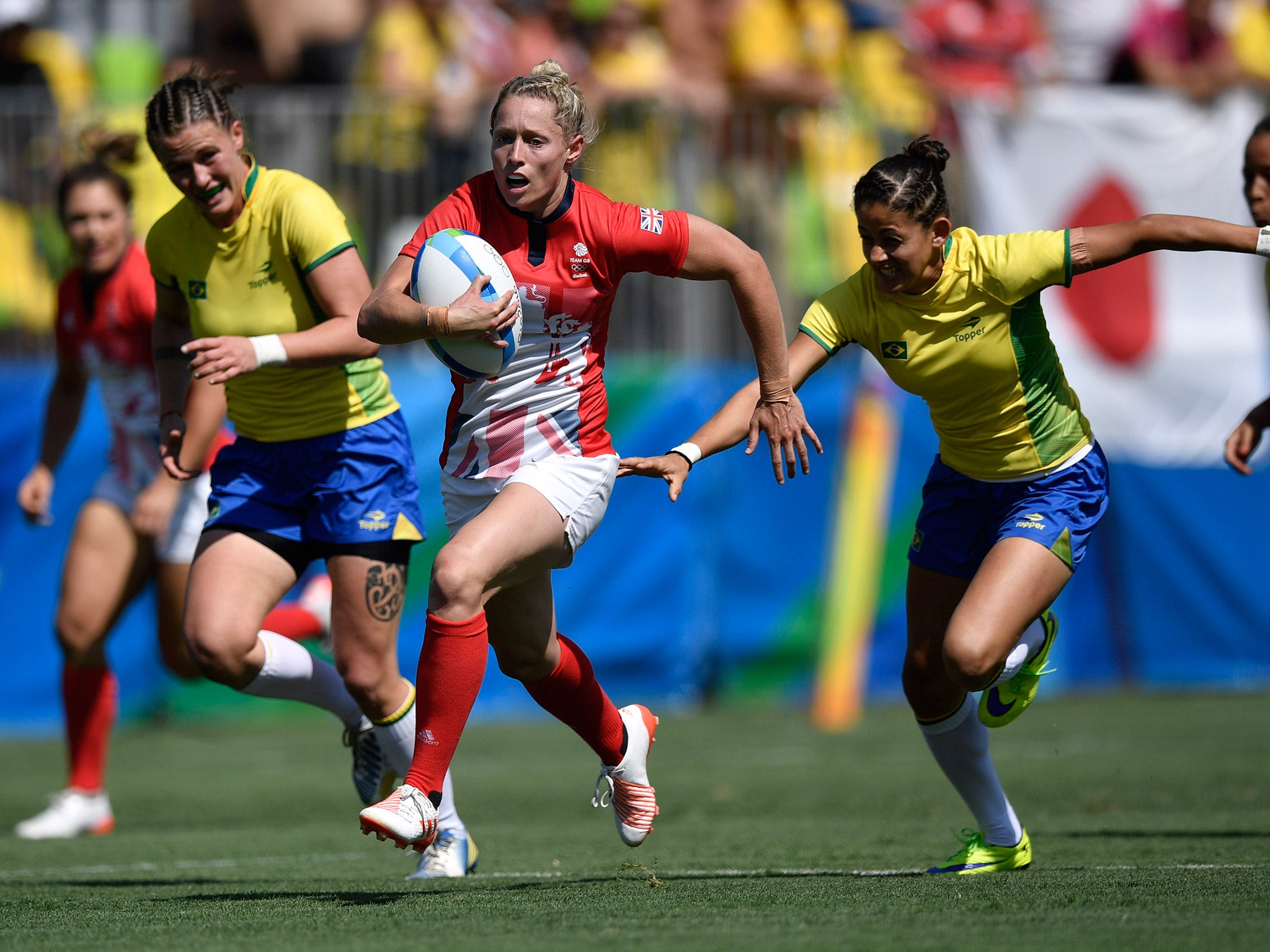 Natasha Hunt scored two tries to inspire Britain to victory against Brazil