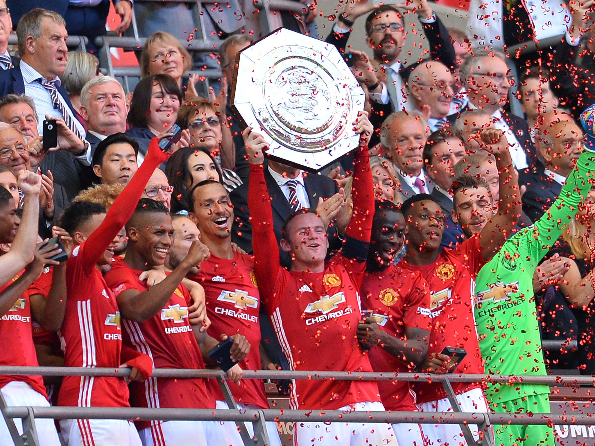 Wayne Rooney lifts the Community Shield after Manchester United's 2-1 win over Leicester City