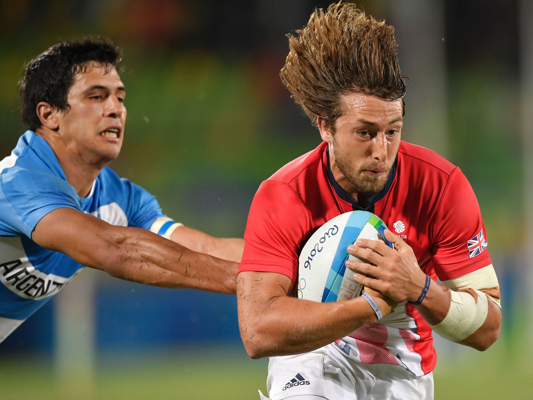 Bibby scores the winning try in the mens rugby sevens quarter-final match