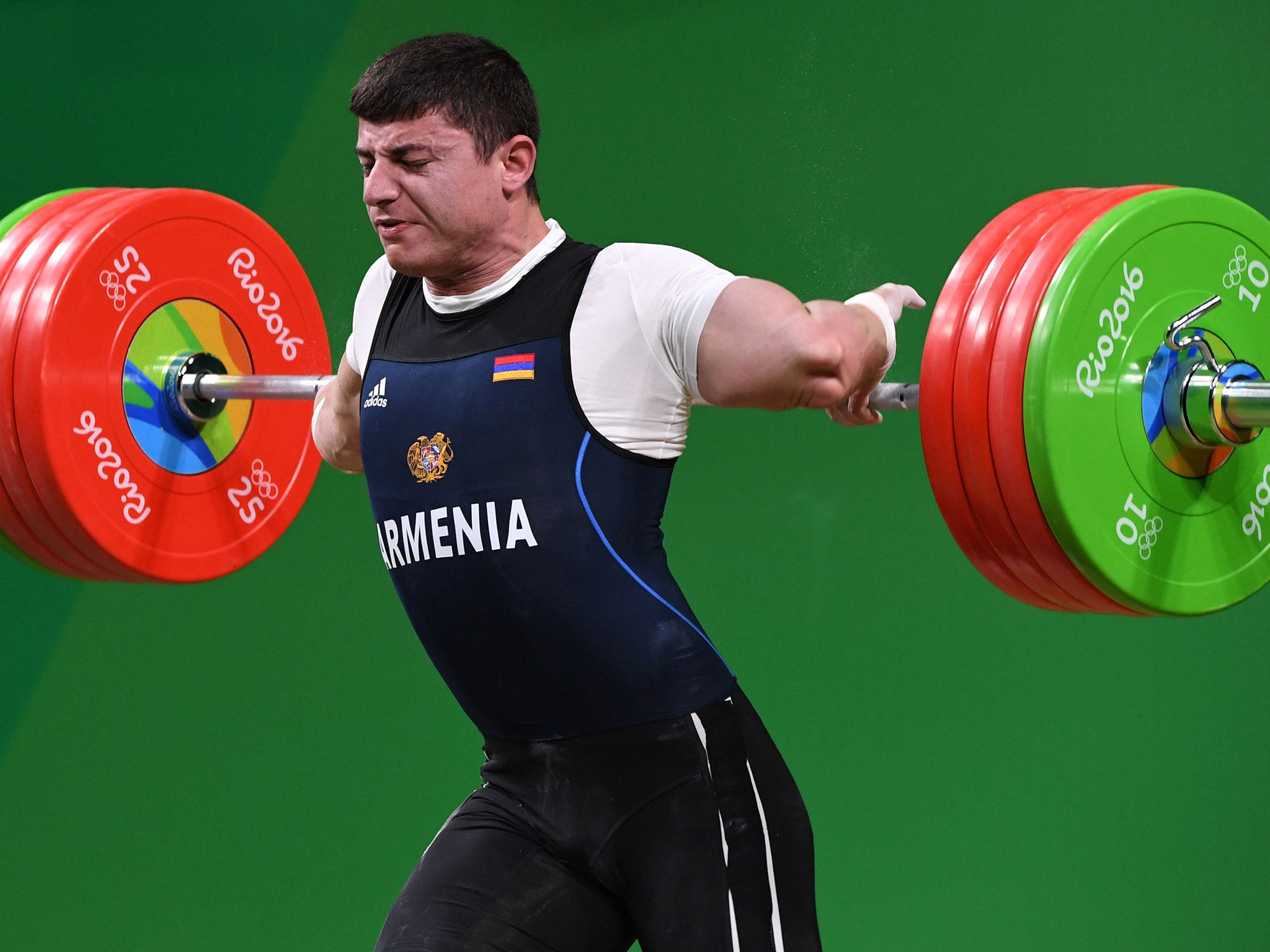 Karapetyan's arm bent the wrong way after his elbow joint dislocated