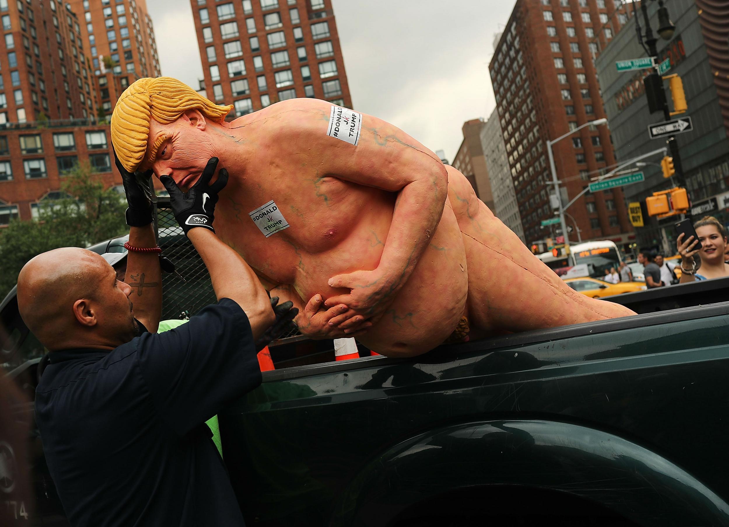 The statue lasted an incredible two hours in New York