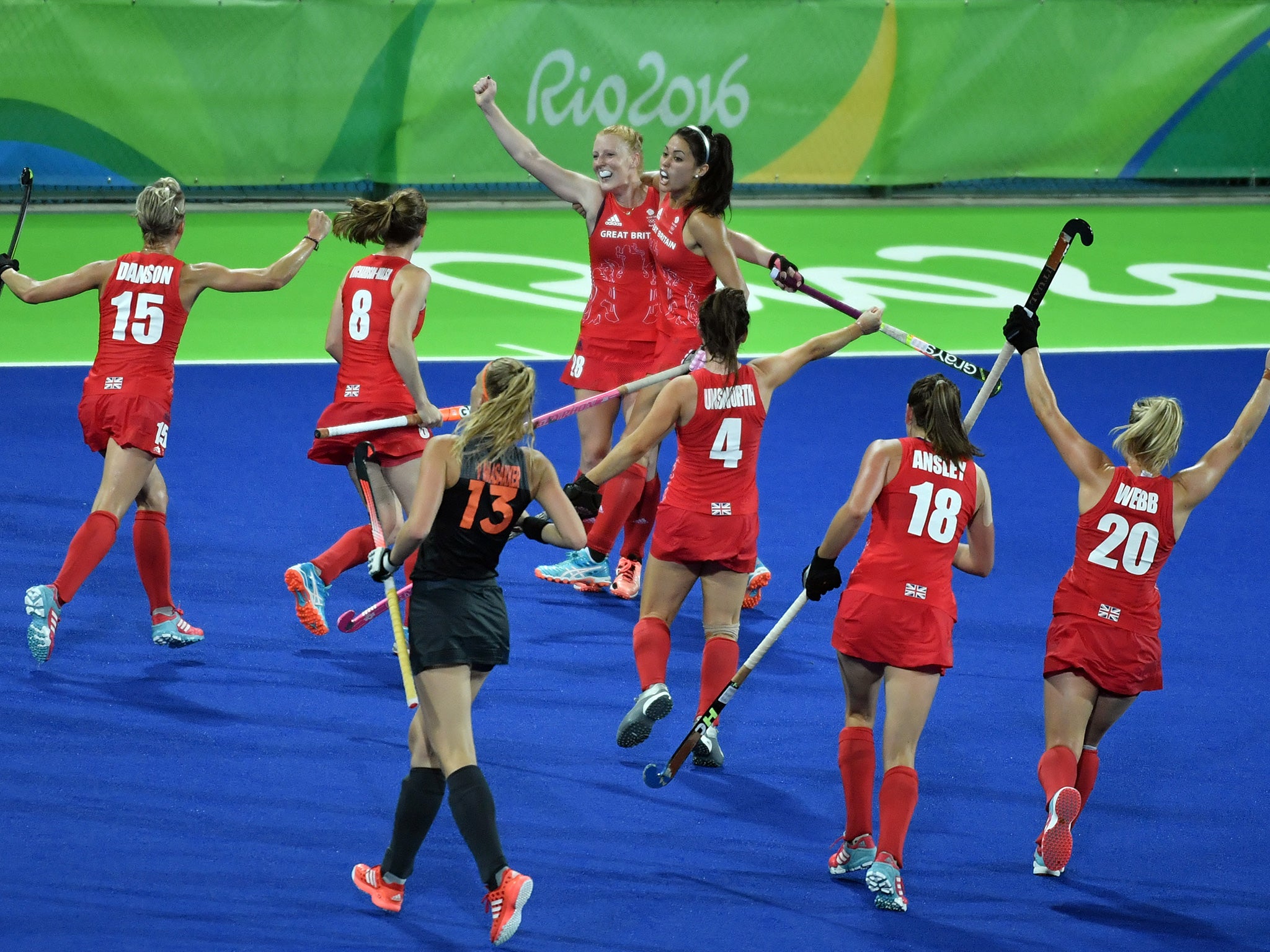 Great Britain won on penalties following a 3-3 draw with the Netherlands