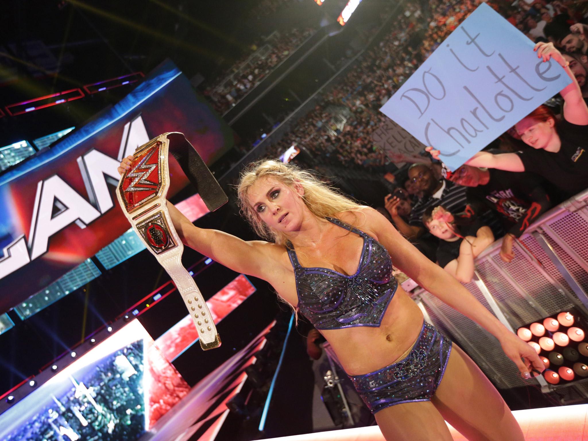 Charlotte regained her Women's Championship by defeating Sasha Banks