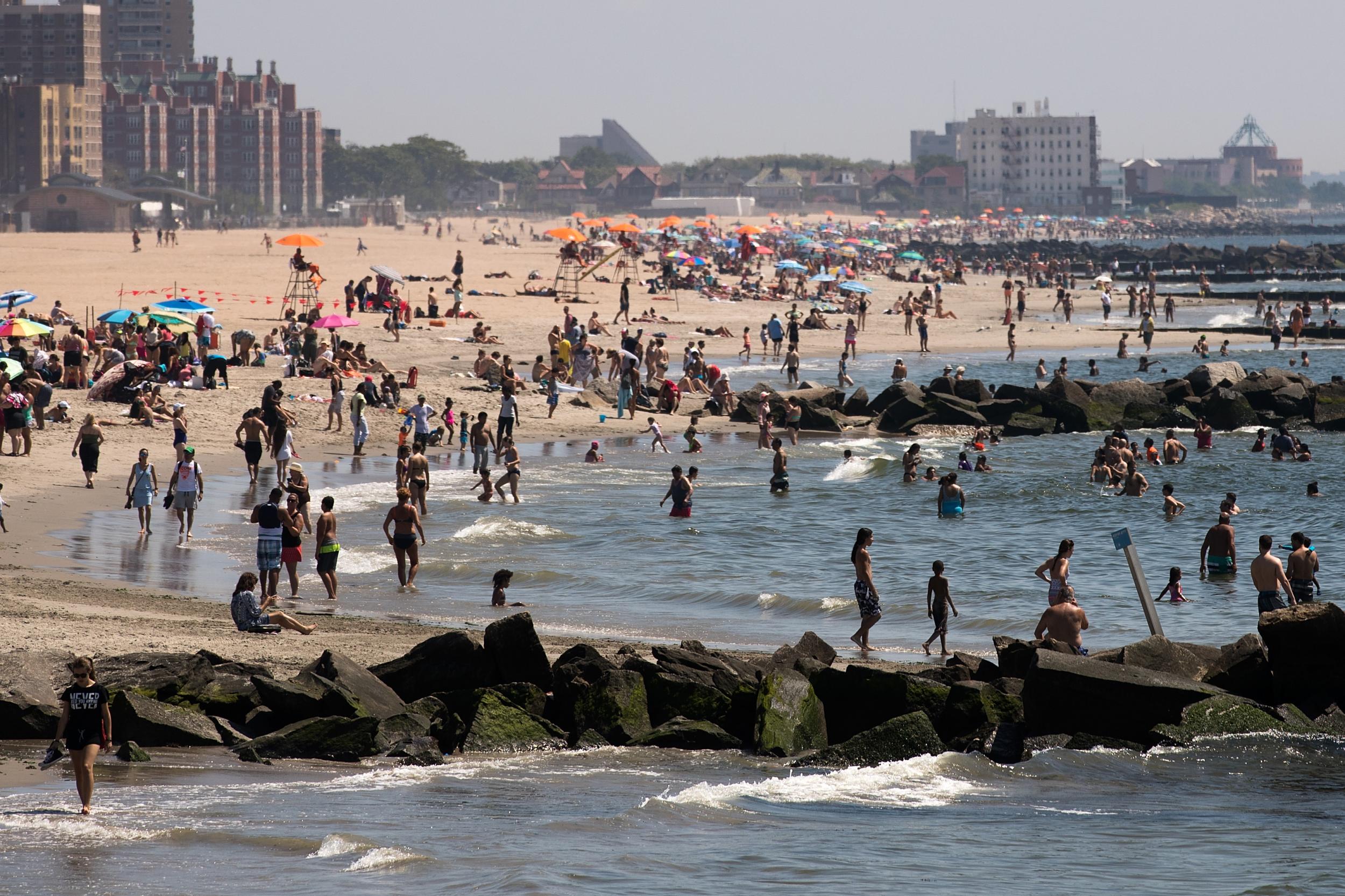 East coast to be hit with southern heatwave this weekend