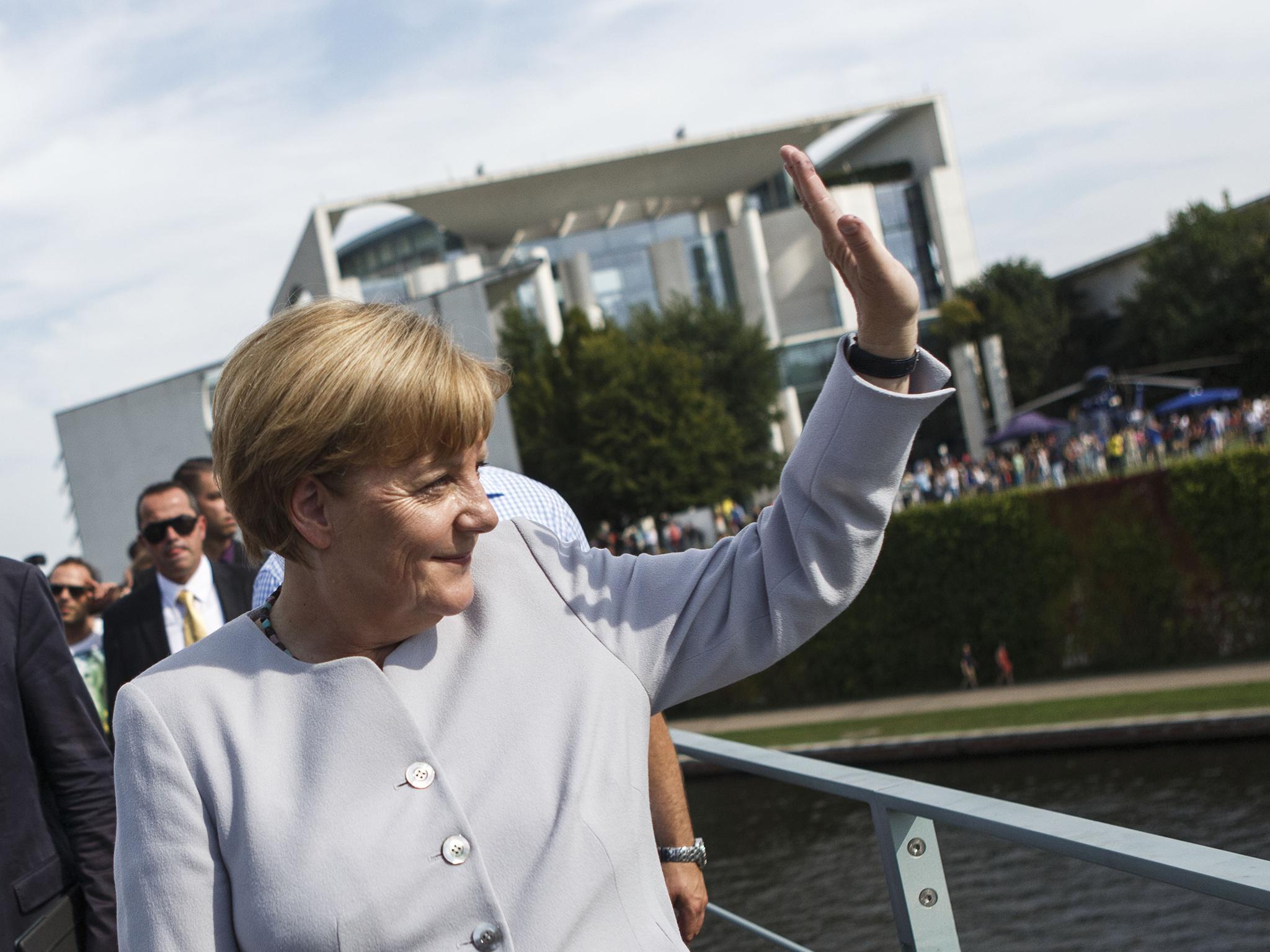 Merkel greeted Trump in a psychologically clever fashion