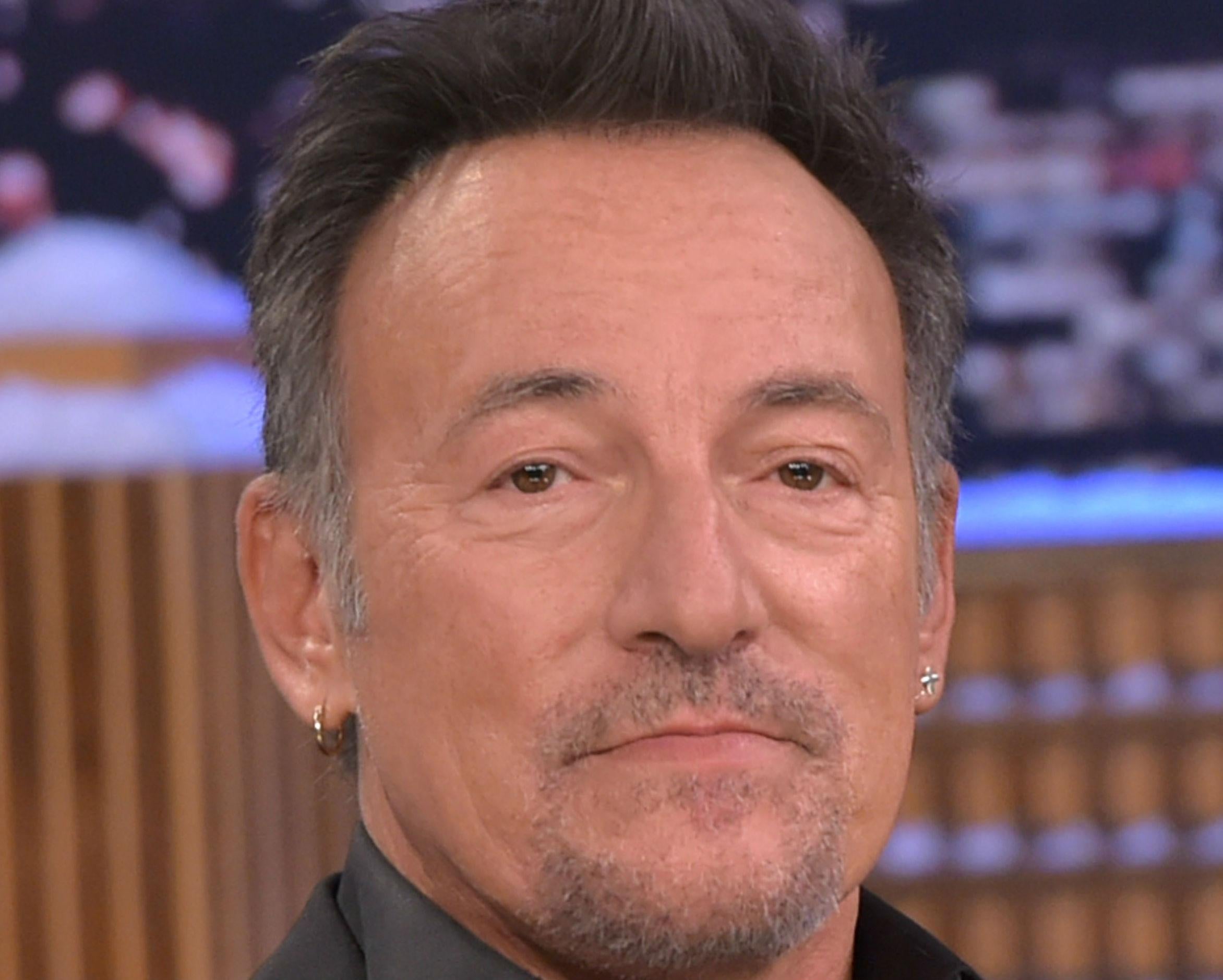 Springsteen says his father had relatives with prominent mental health issues, including agoraphobia and hair-pulling disorders, which were undiagnosed or not discussed