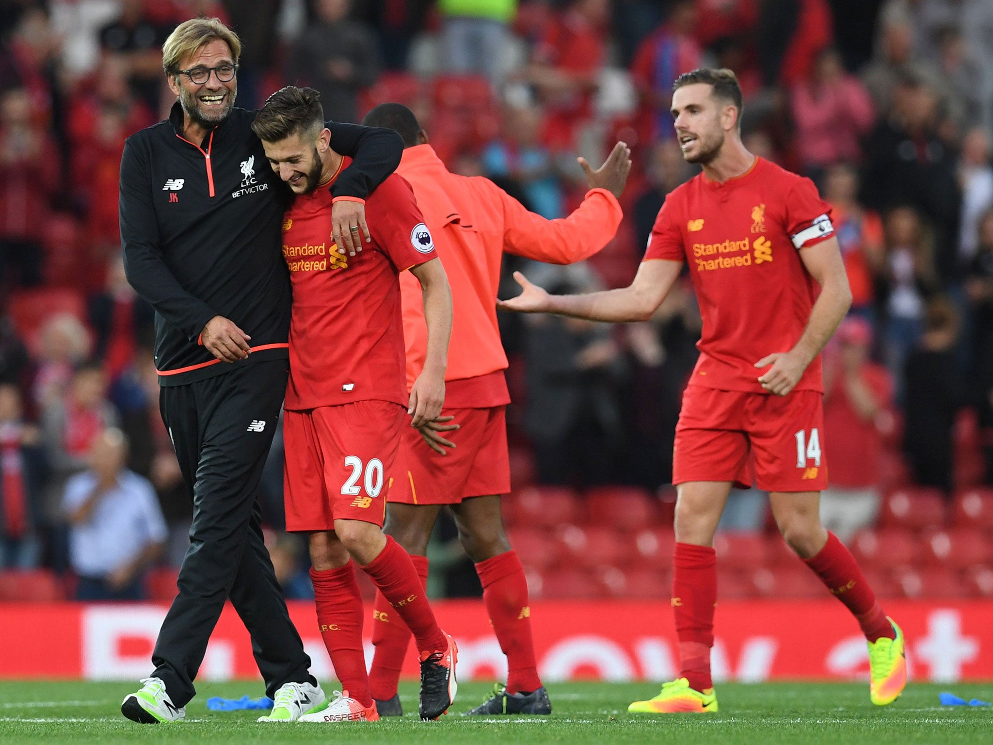 Jurgen Klopp with his players after the final whistle