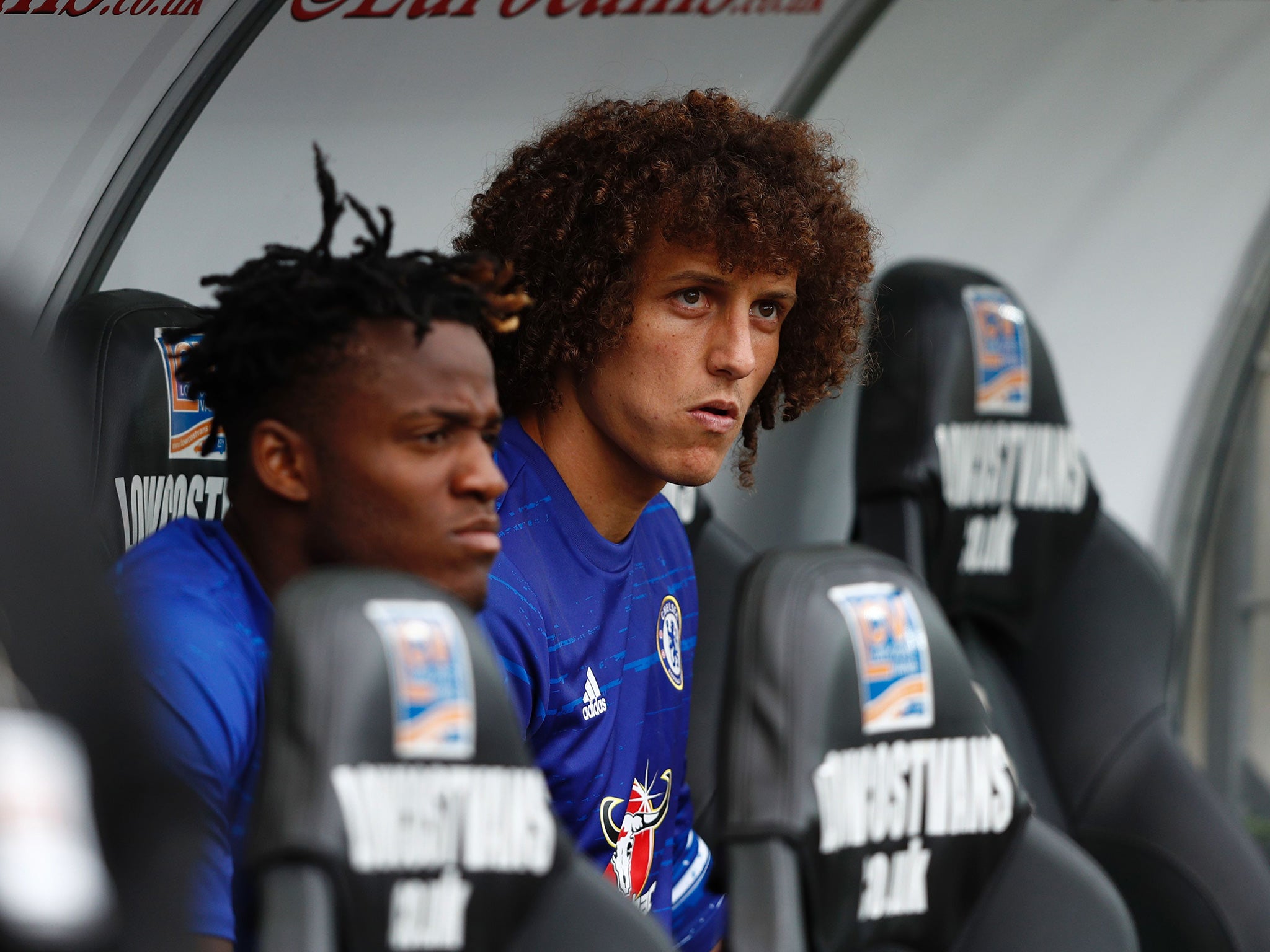 Luiz on the bench at the Liberty Stadium