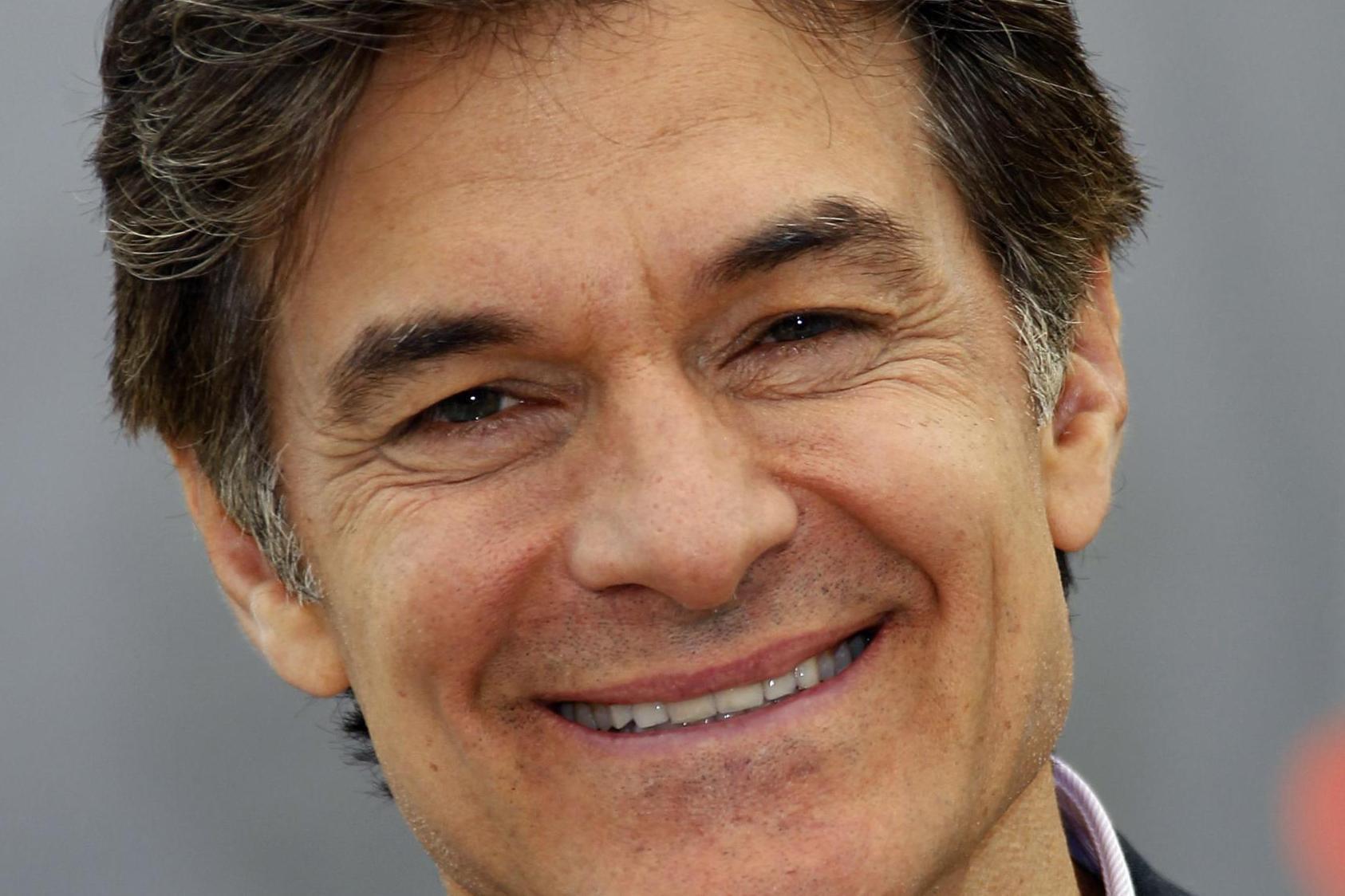 Trump may give more medical details on a TV set with Dr Mehmet Oz