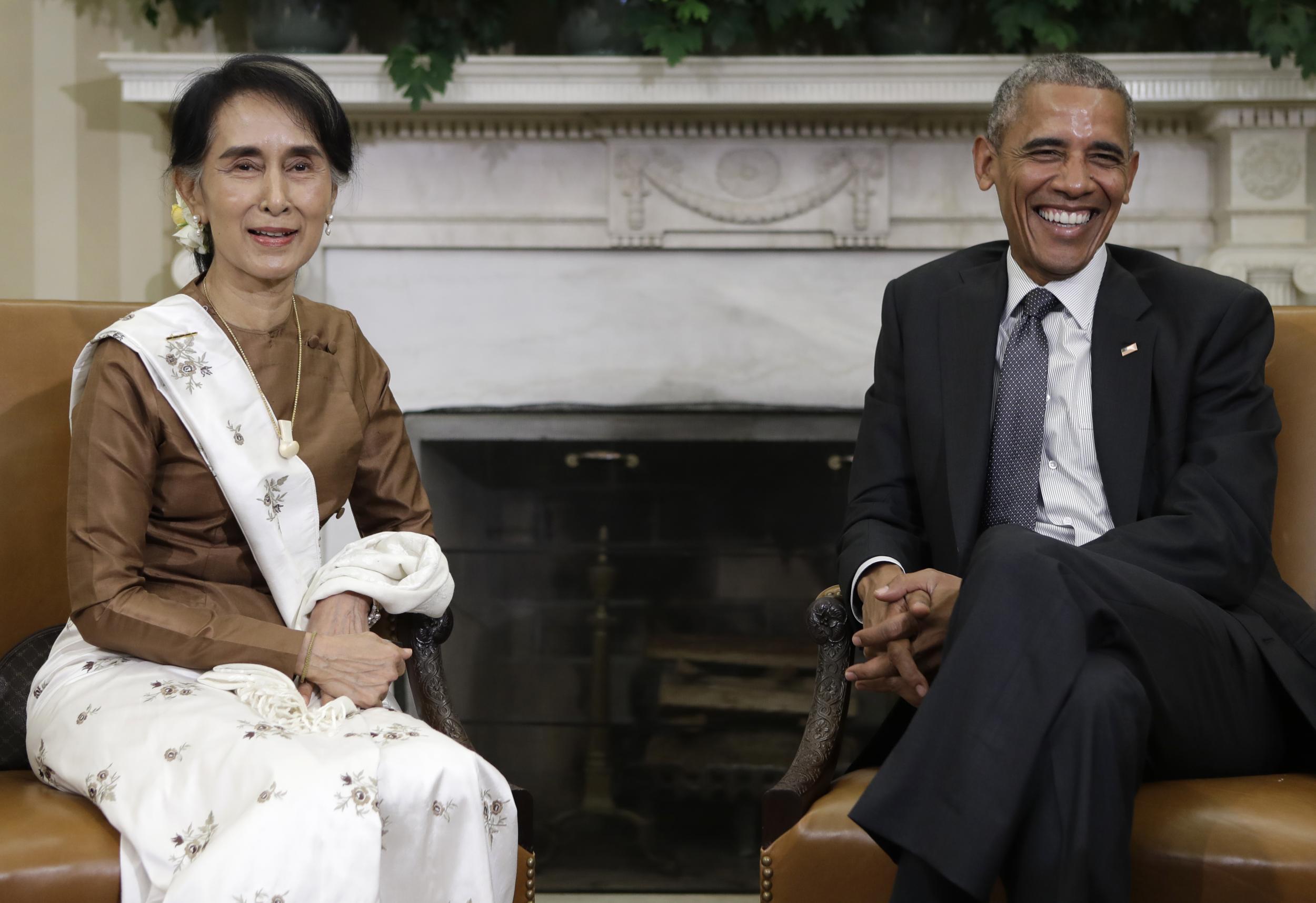 Barack Obama and Aung San Suu Kyi at the end of a meeting in Oval Office of the White House