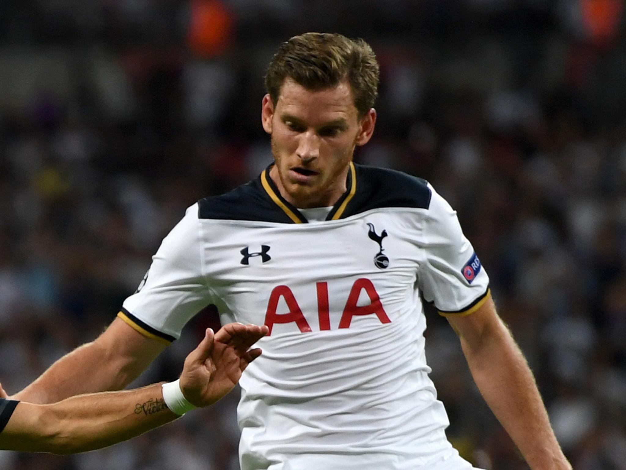 Backed off Silva to gift Monaco their first goal and struggled at times. 5 out of 10