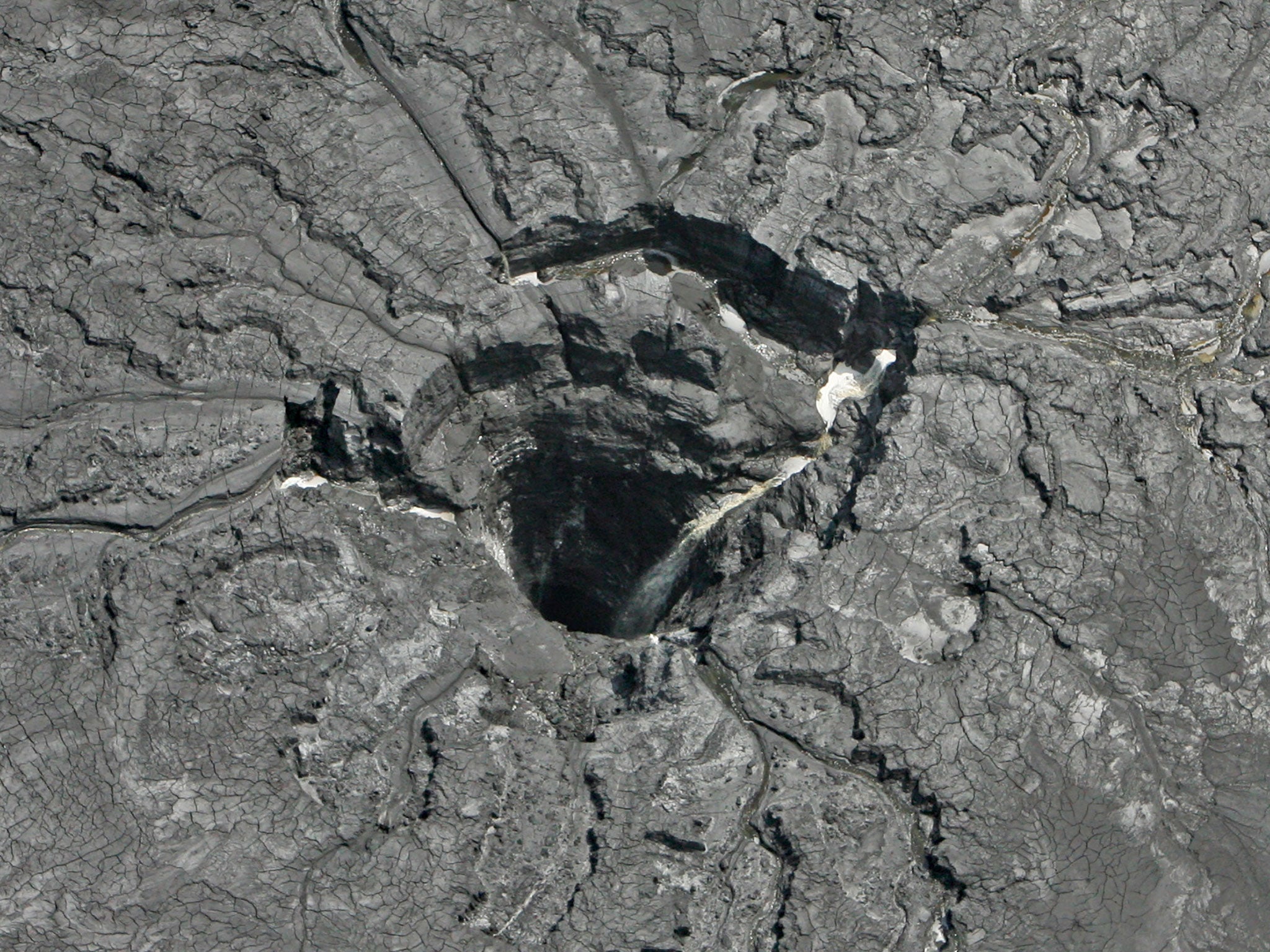 A sinkhole that opened up underneath a gypsum stack at a Mosaic phosphate fertiliser plant, seen on 16 September