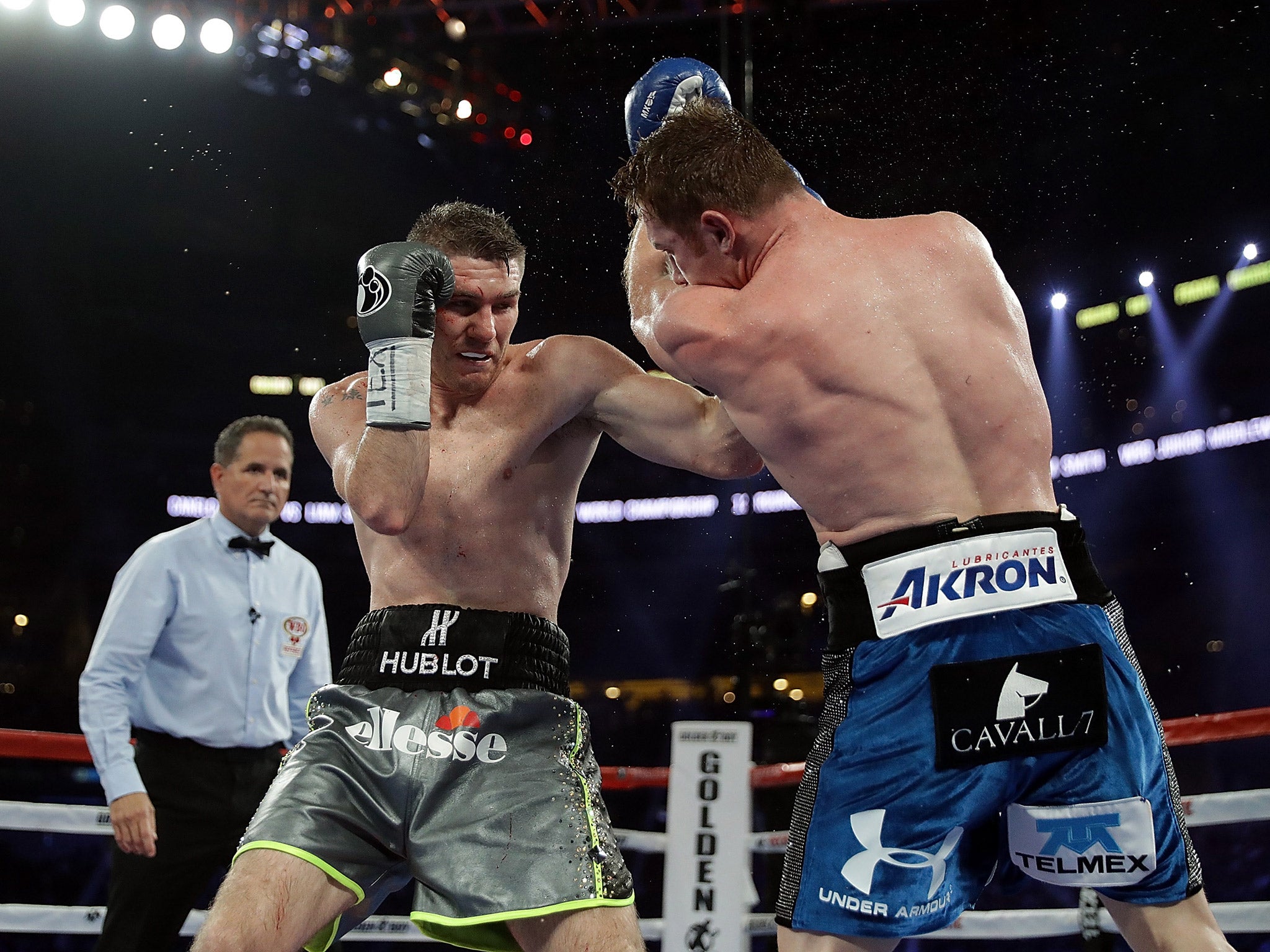 Liam Smith lost his WBO light middleweight title to Alvarez