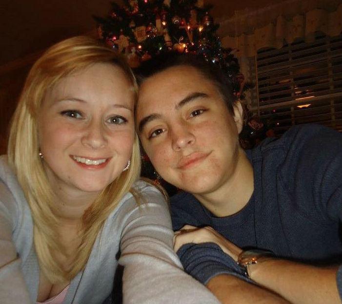 The couple met on Facebook in 2009 and died two years later