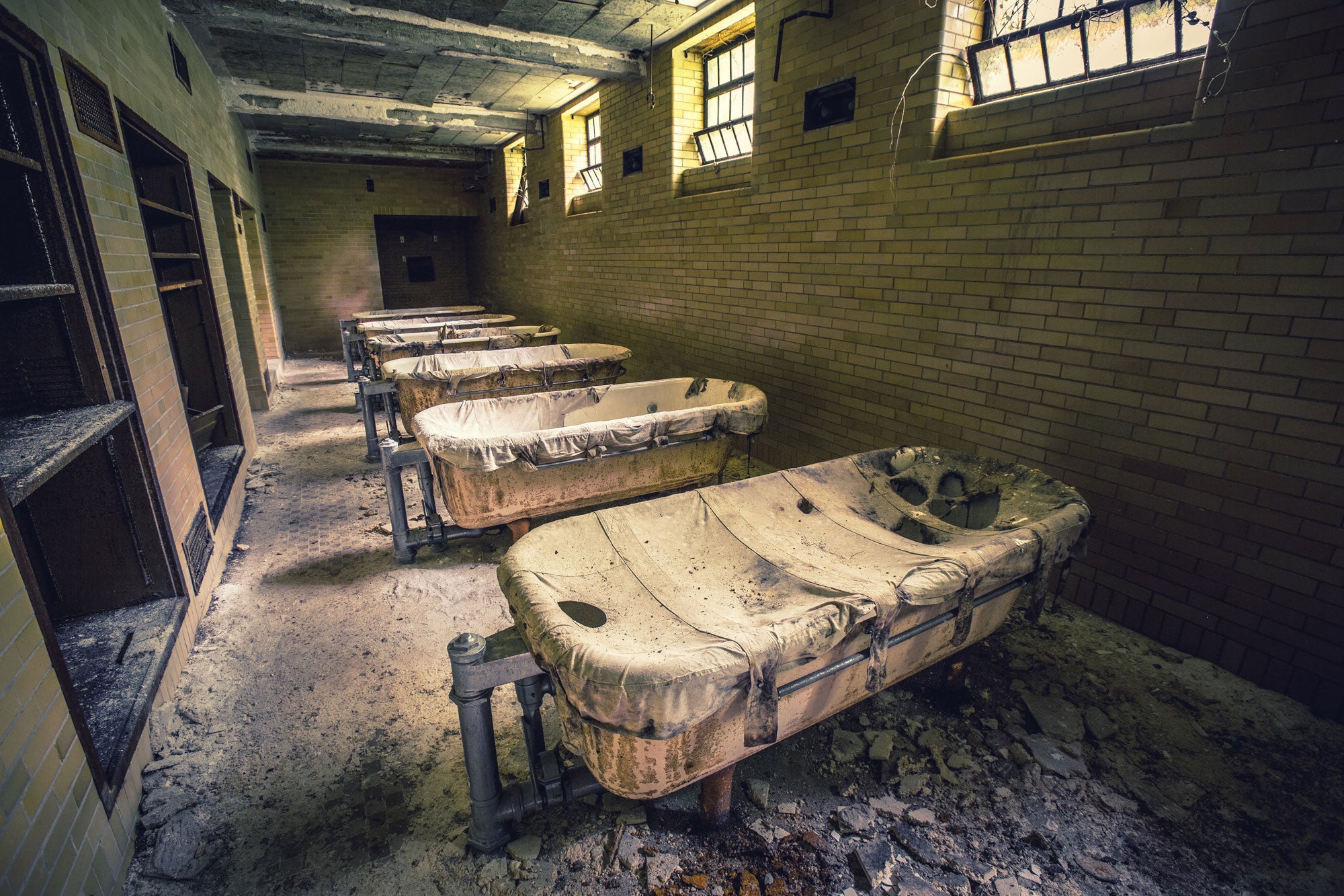 Hydrotherapy tubs in one ward