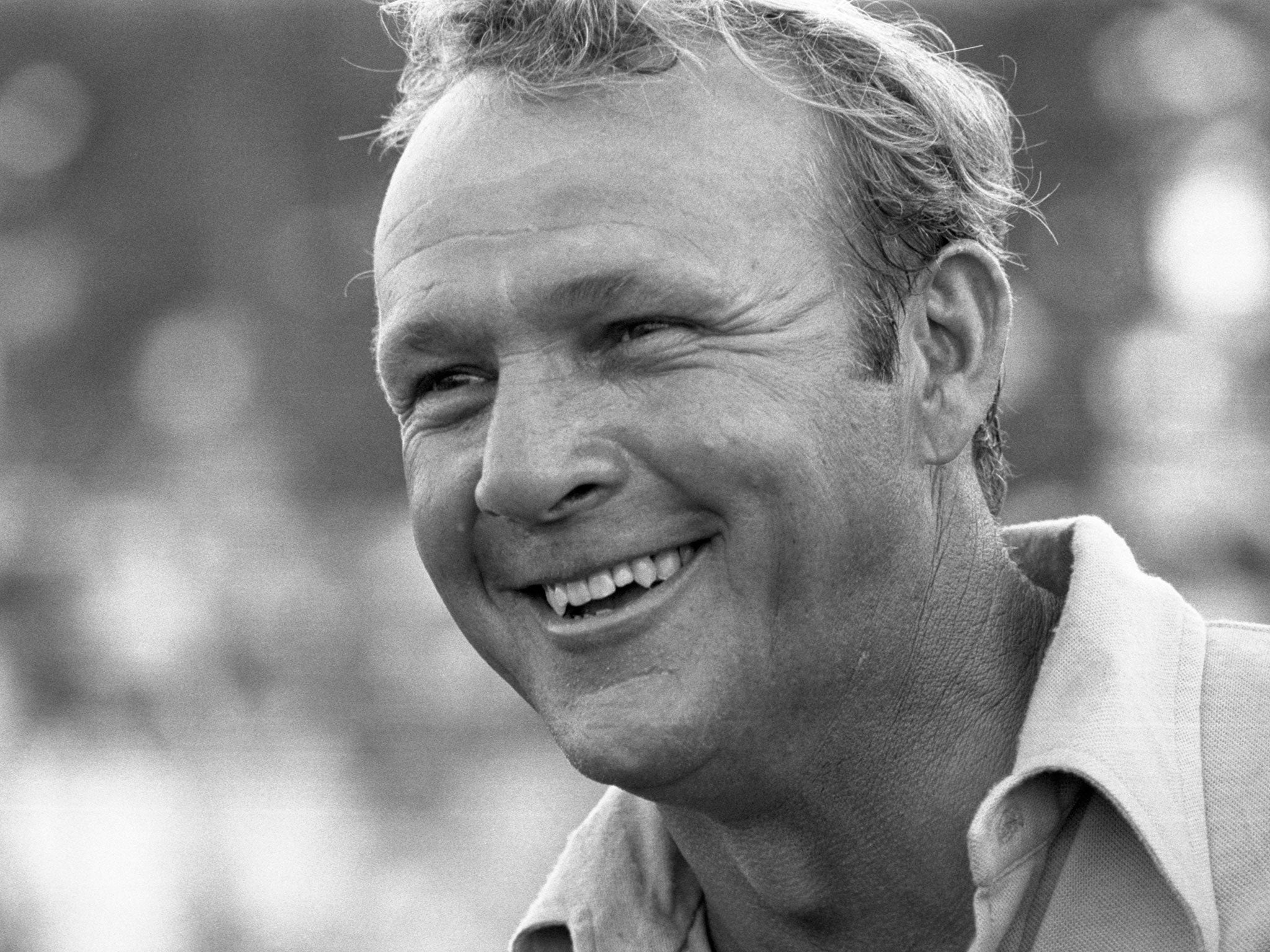 Arnold Palmer's telegenic looks saw him burst out of the black and white small screen into the American conciousness