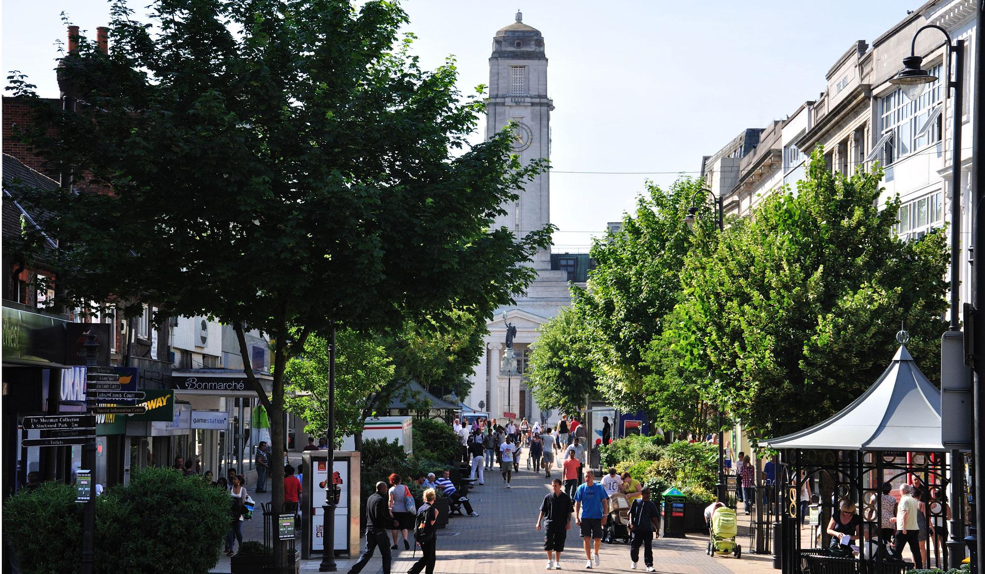Luton town center