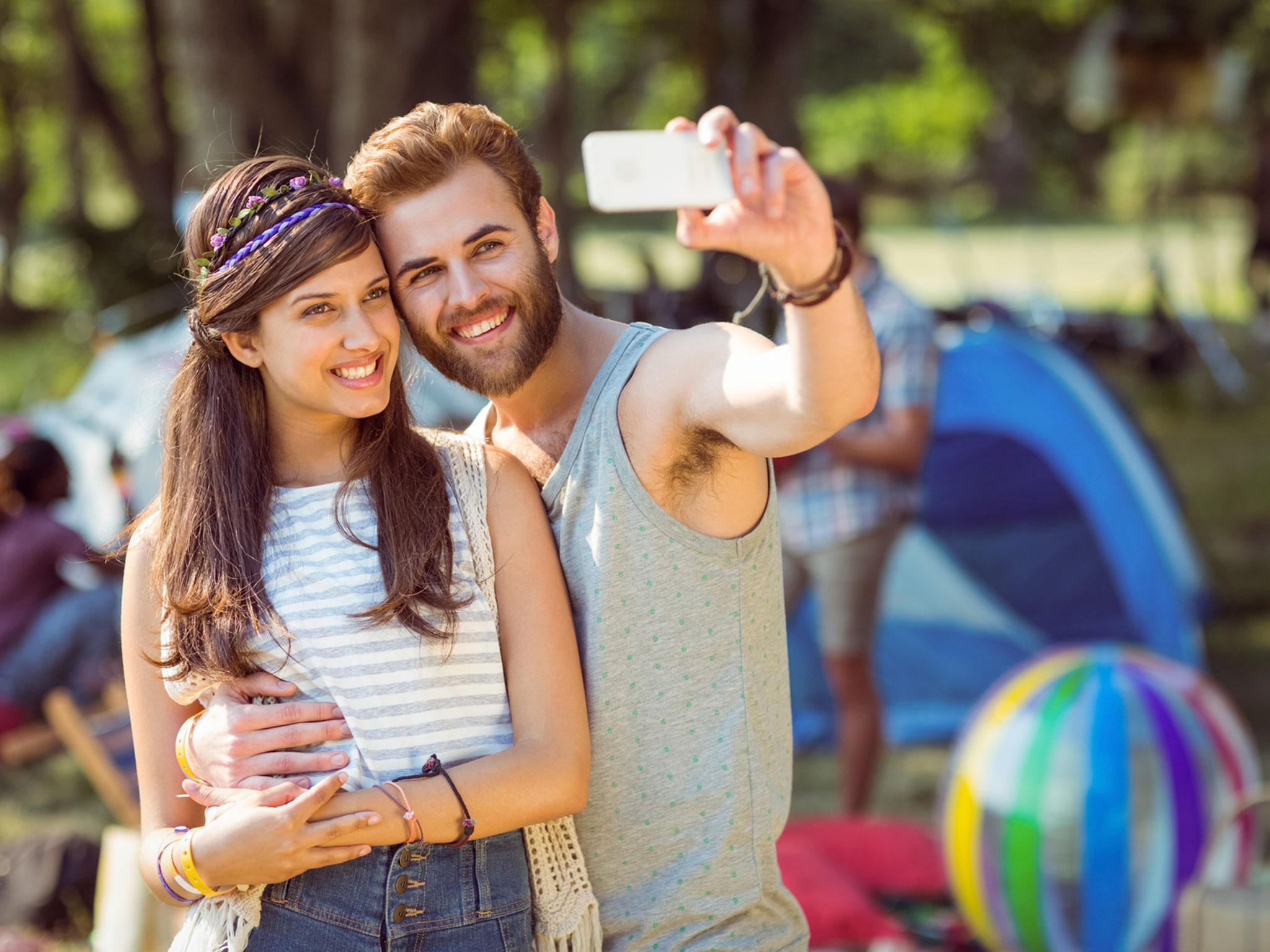 The more selfies a couple take, the more likely they will view their relationship as ‘lower quality’, according to the study