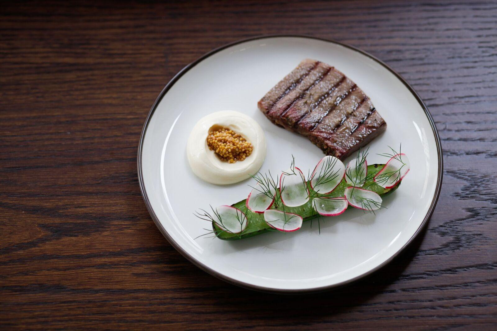 Ox tongue with radish and sour cream