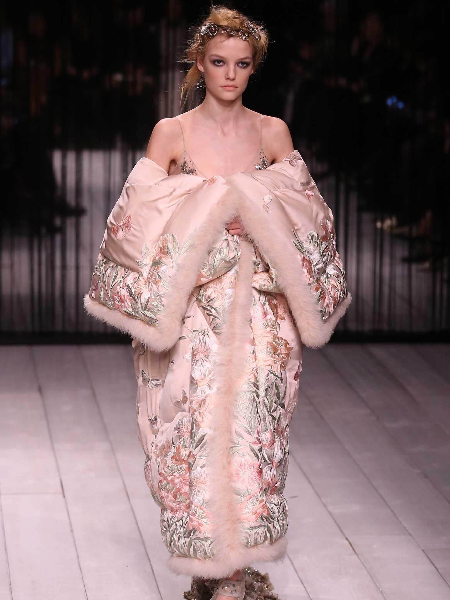 Alexander McQueen showed a rose-colour blanket coat on his autumn/winter 2016 runway