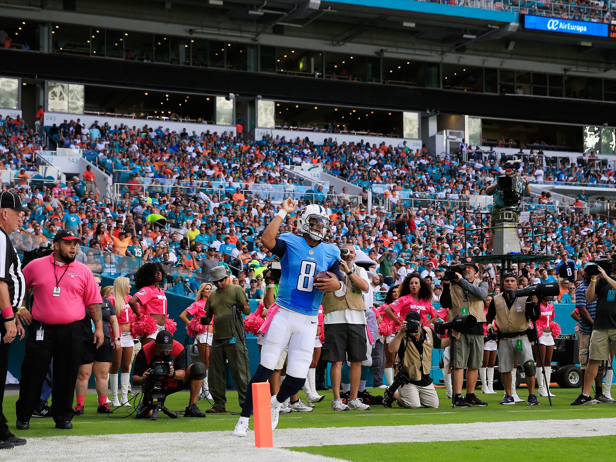 Marcus Mariota led the Tennessee Titans to victory over the Miami Dolphins
