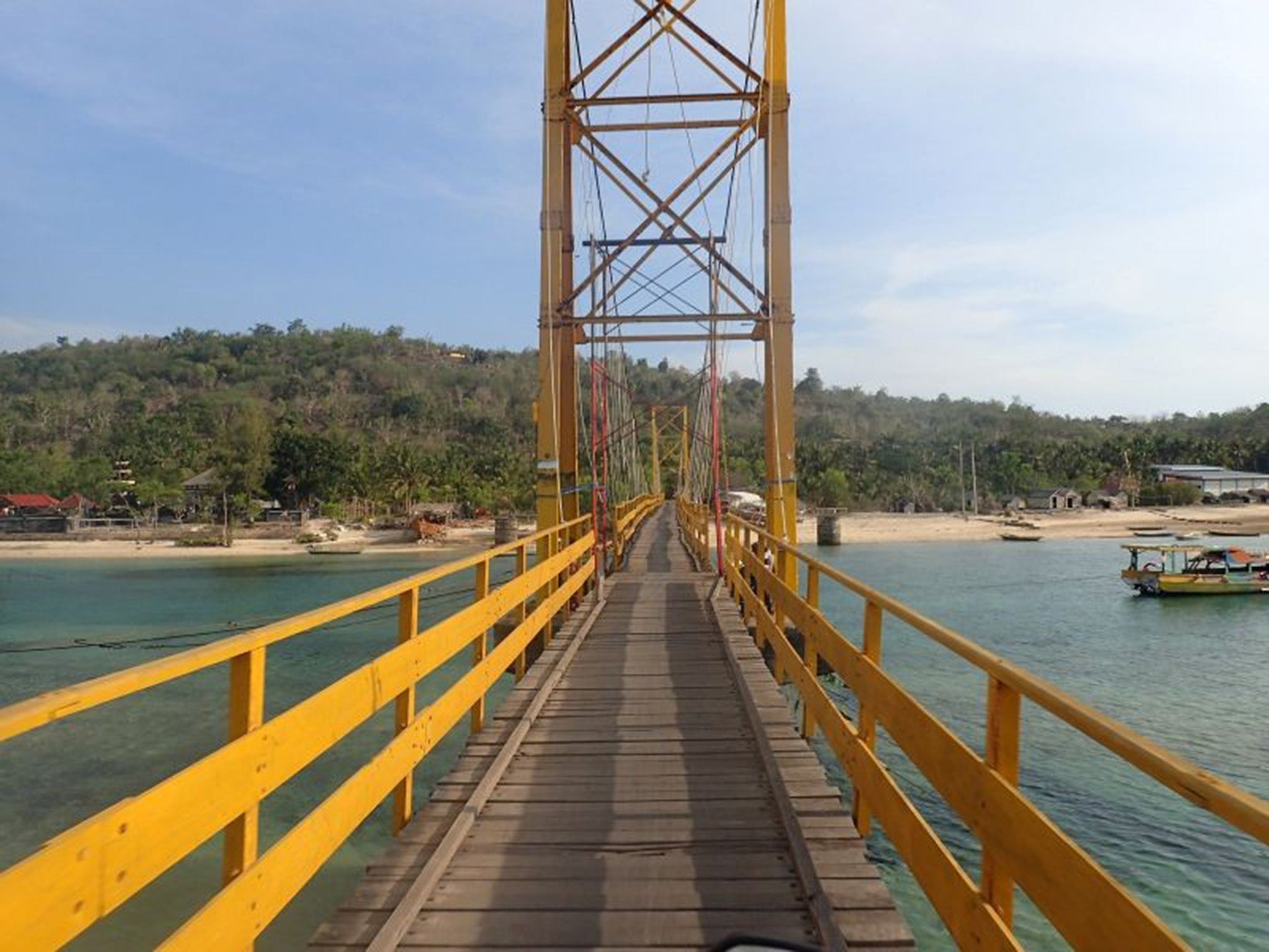 The Yellow Bridge was only for pedestrians and motorcyclists and is believed to have collapsed as there were too many people on it