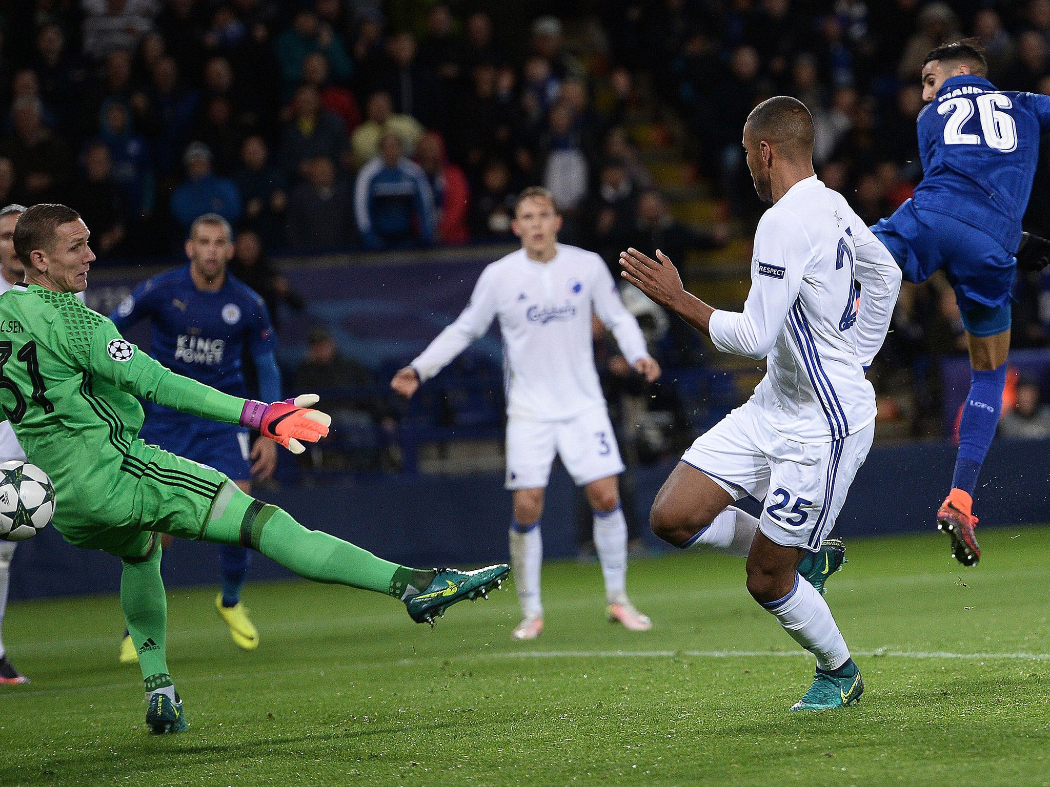 Riyad Mahrez scores the winning goal for Leicester City