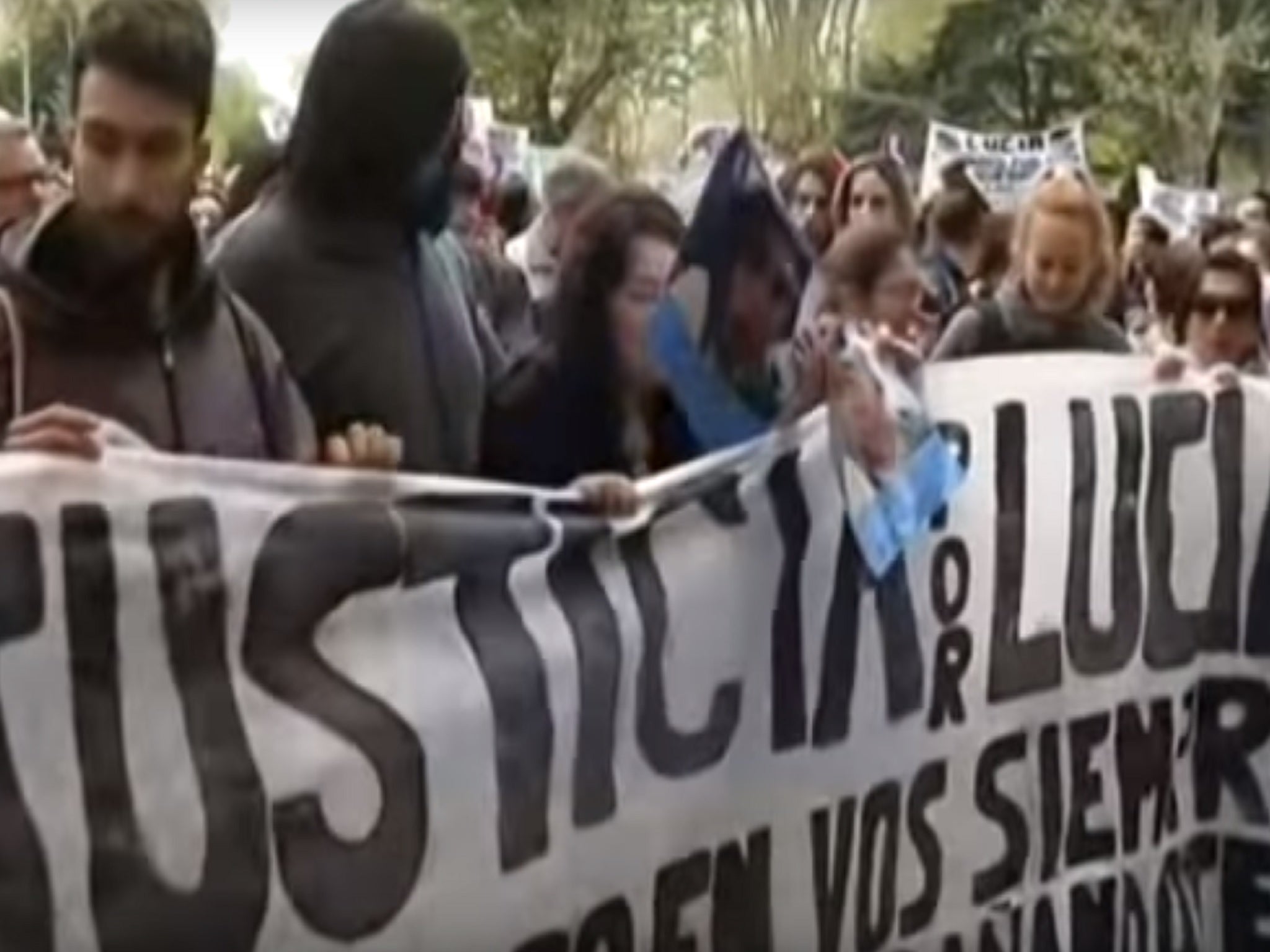 Argentinians protested the bail of Lucia Perez's suspected killers on Saturday Agencia Efe/YouTube