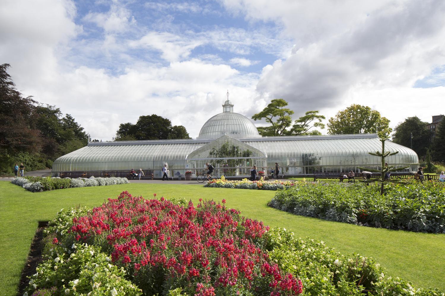 Kibble Palace at the Botanic Gardens, image: People Make Glasgow