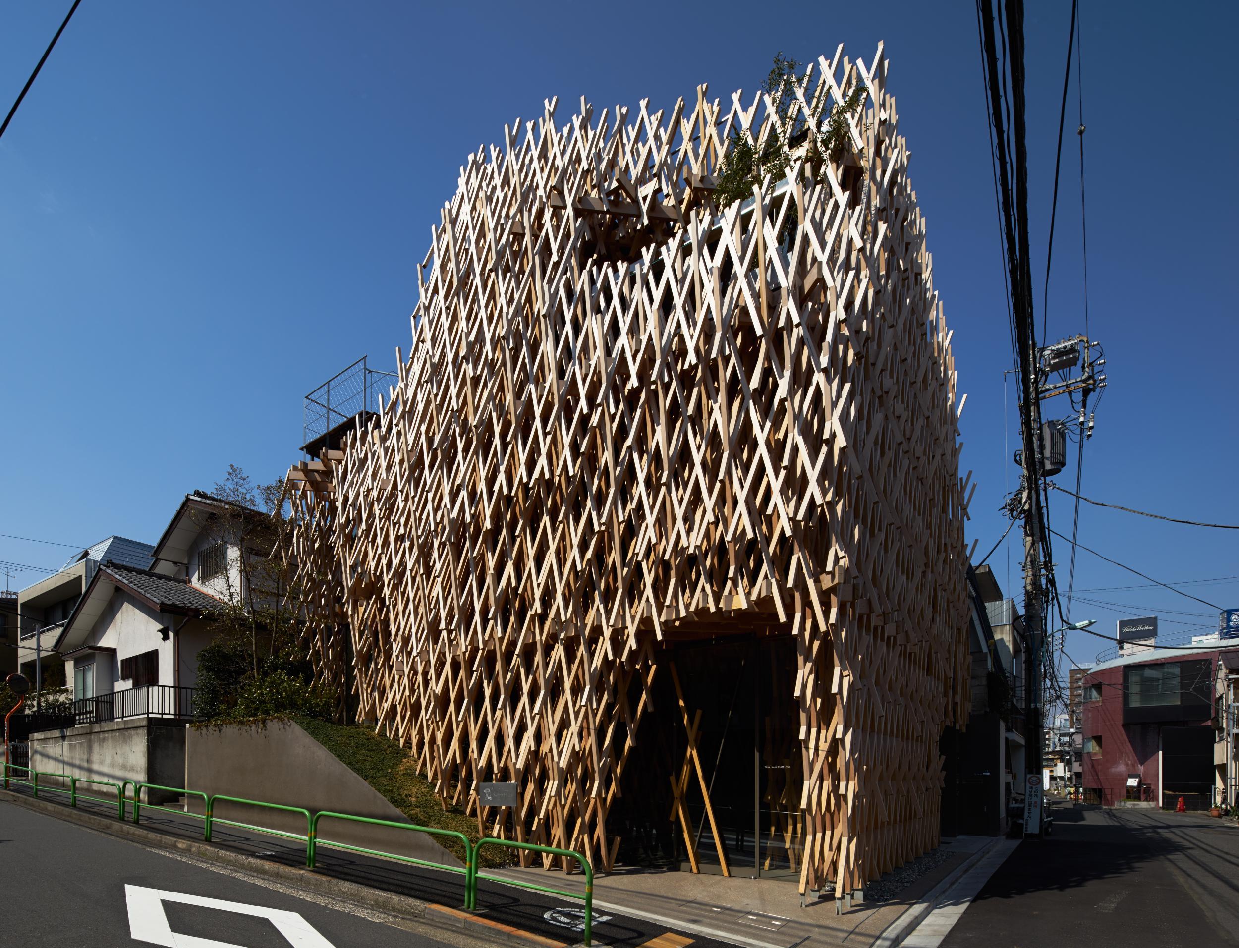 Sunny Hills cake shop in Tokyo’s Aoyama is designed to look like the pineapple cakes served inside