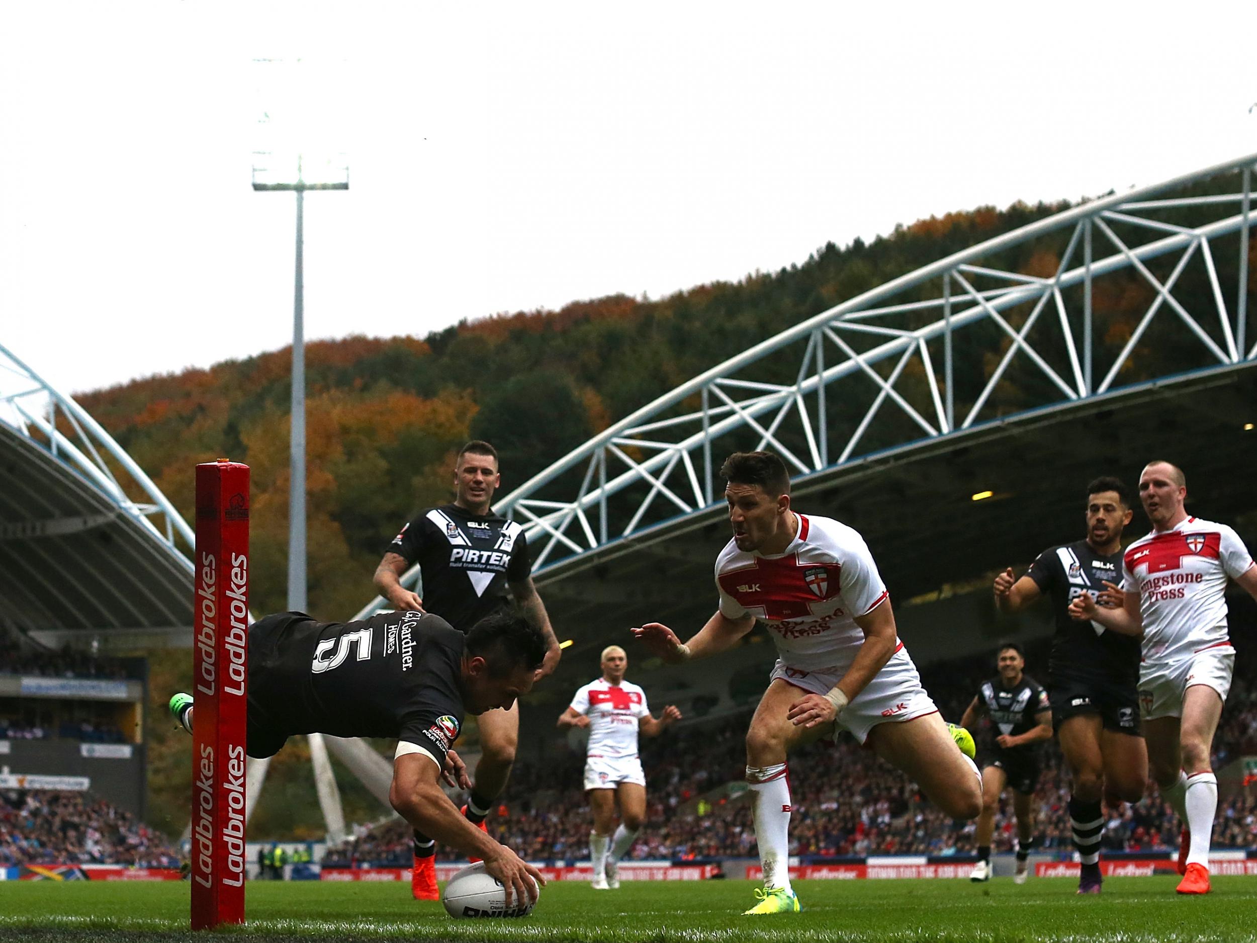 Jordan Rapana touches down in the corner in Huddersfield