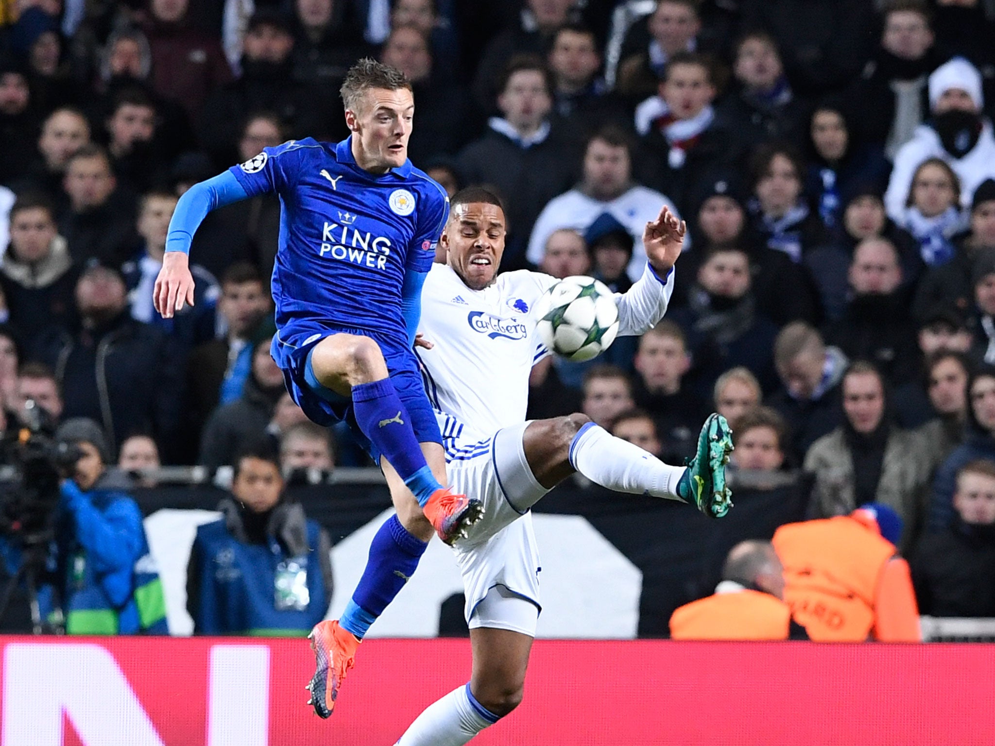 Leicester City's Jamie Vardy vies with FC Copenhagen's Danish defender Mathias Jorgensen